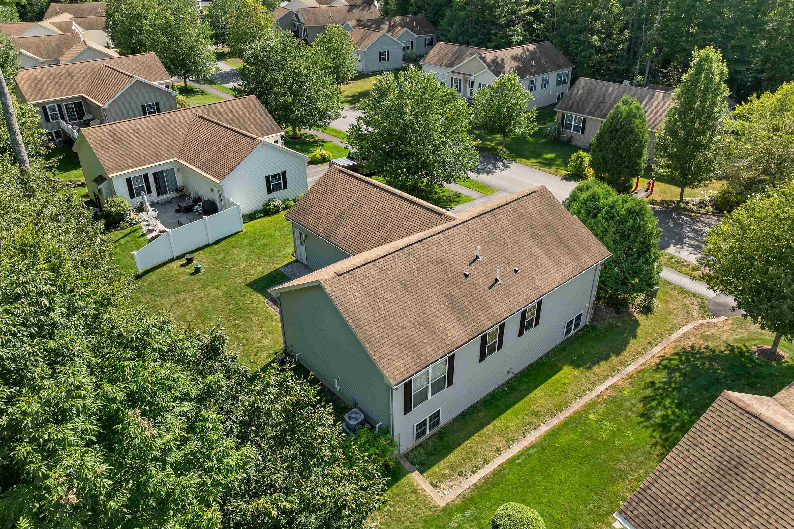 70 Sarasota Ln, Laconia, NH 03246