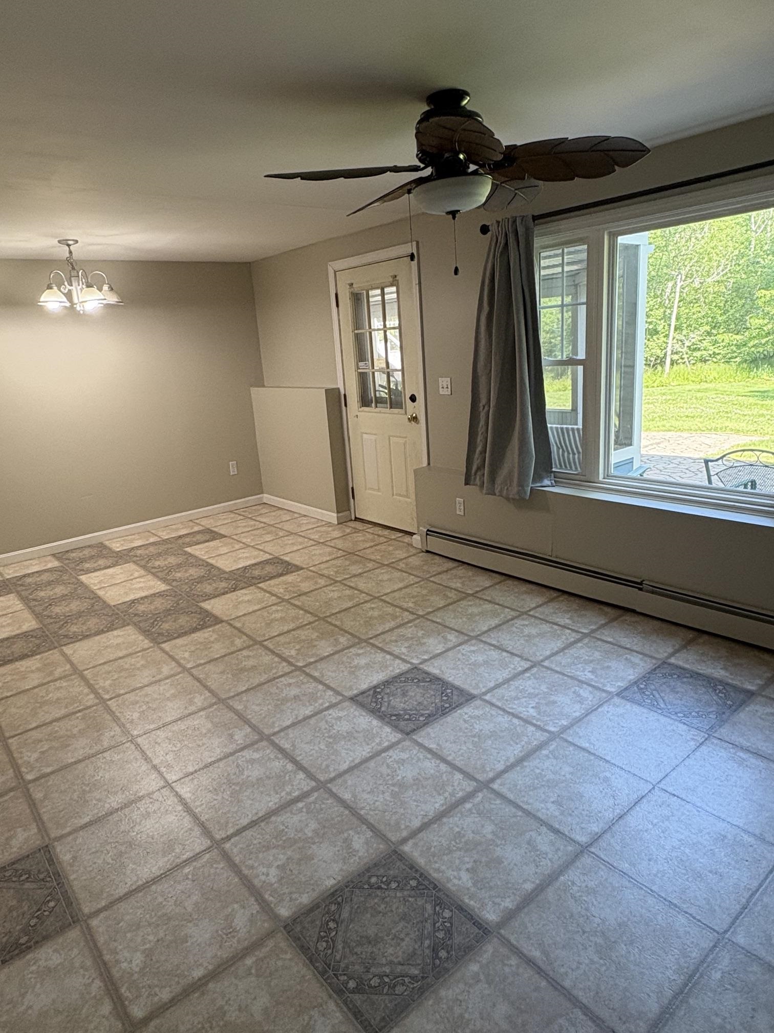 8 Sandy Brook Dr, Durham, NH 03824