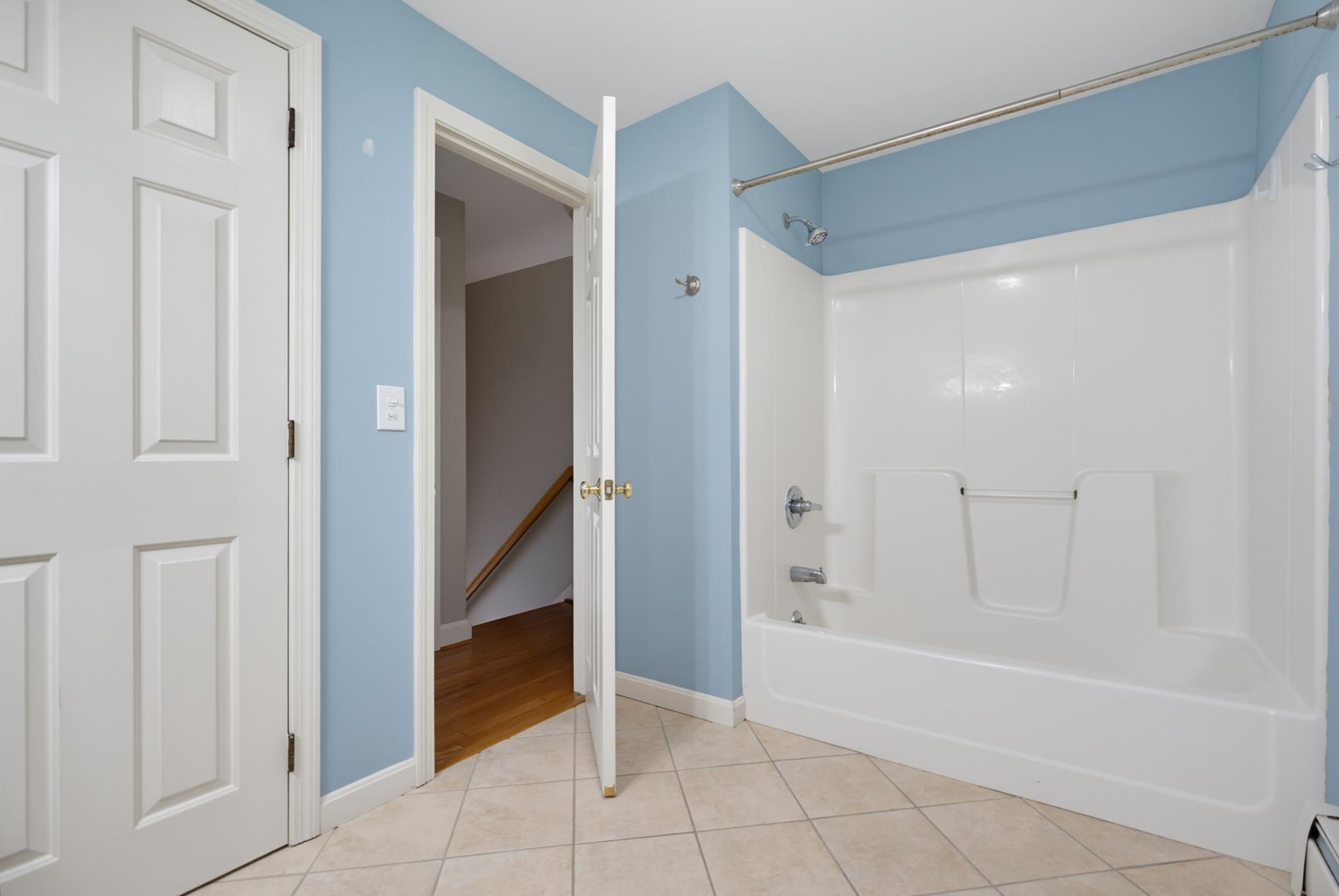 4 Danville Cir, Merrimack, NH 03054
