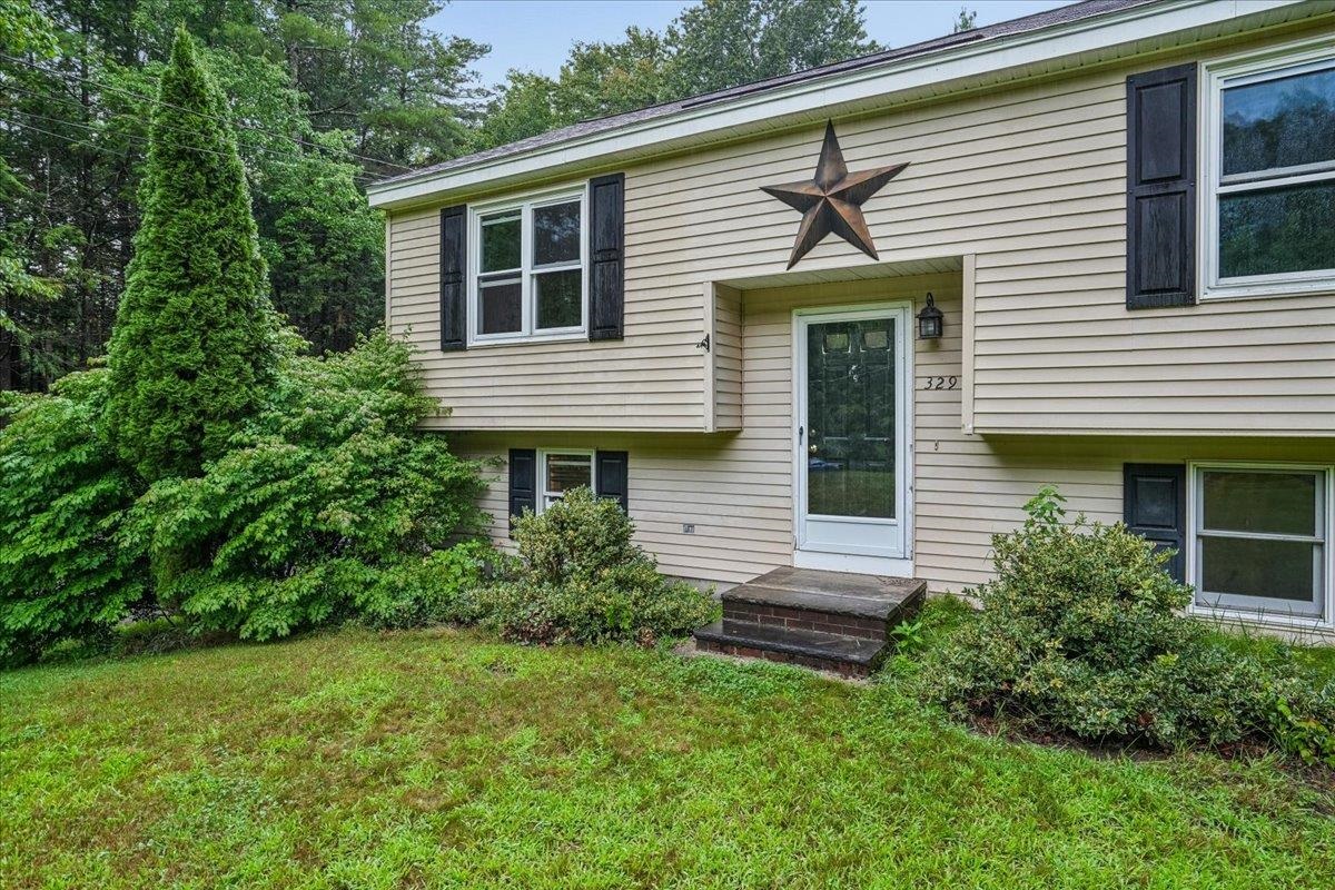 329 Whittier Drive, Fremont, NH photo 2