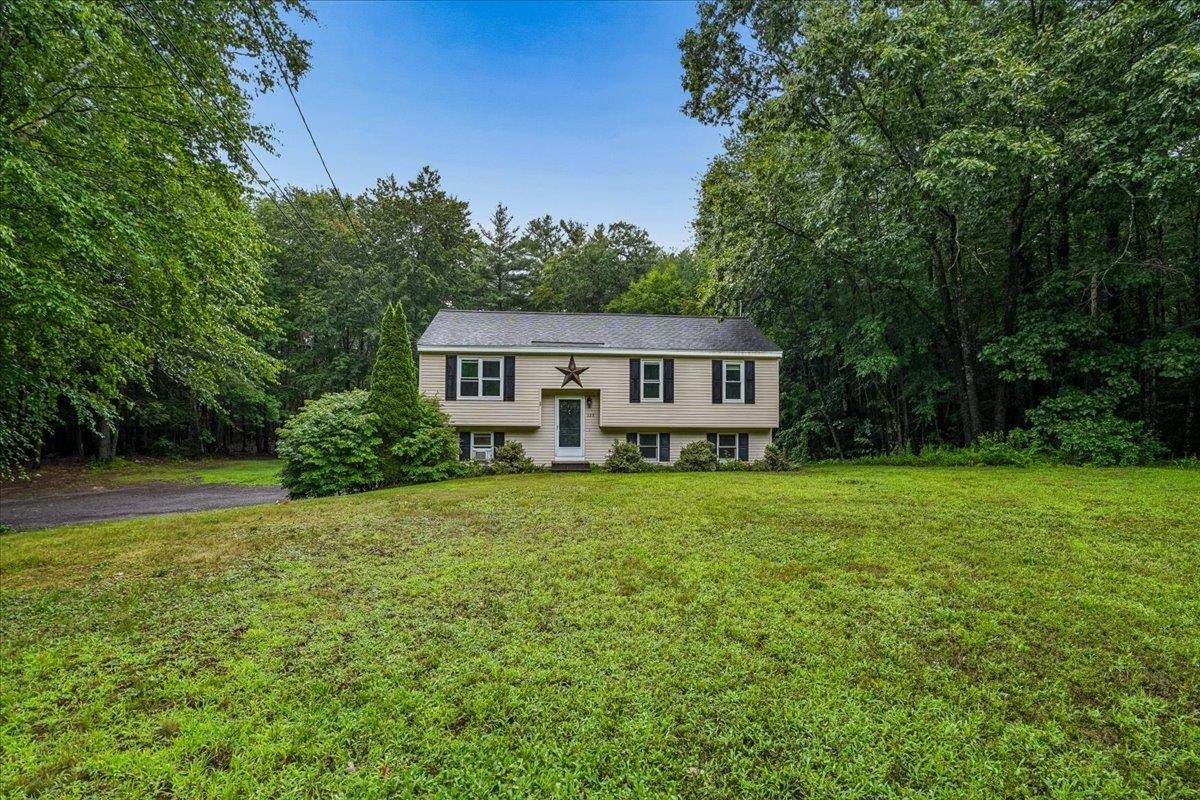 329 Whittier Drive, Fremont, NH photo 4