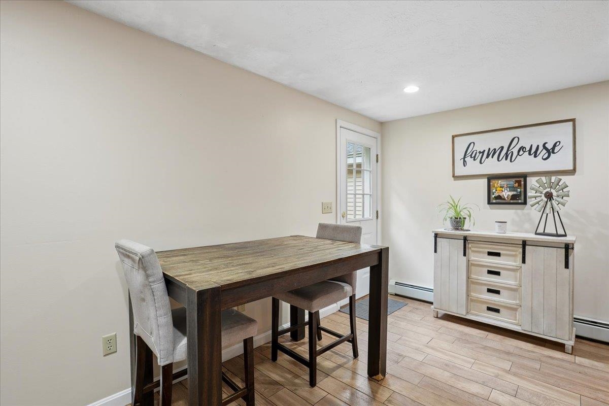 329 Whittier Dr, Fremont, NH 03044