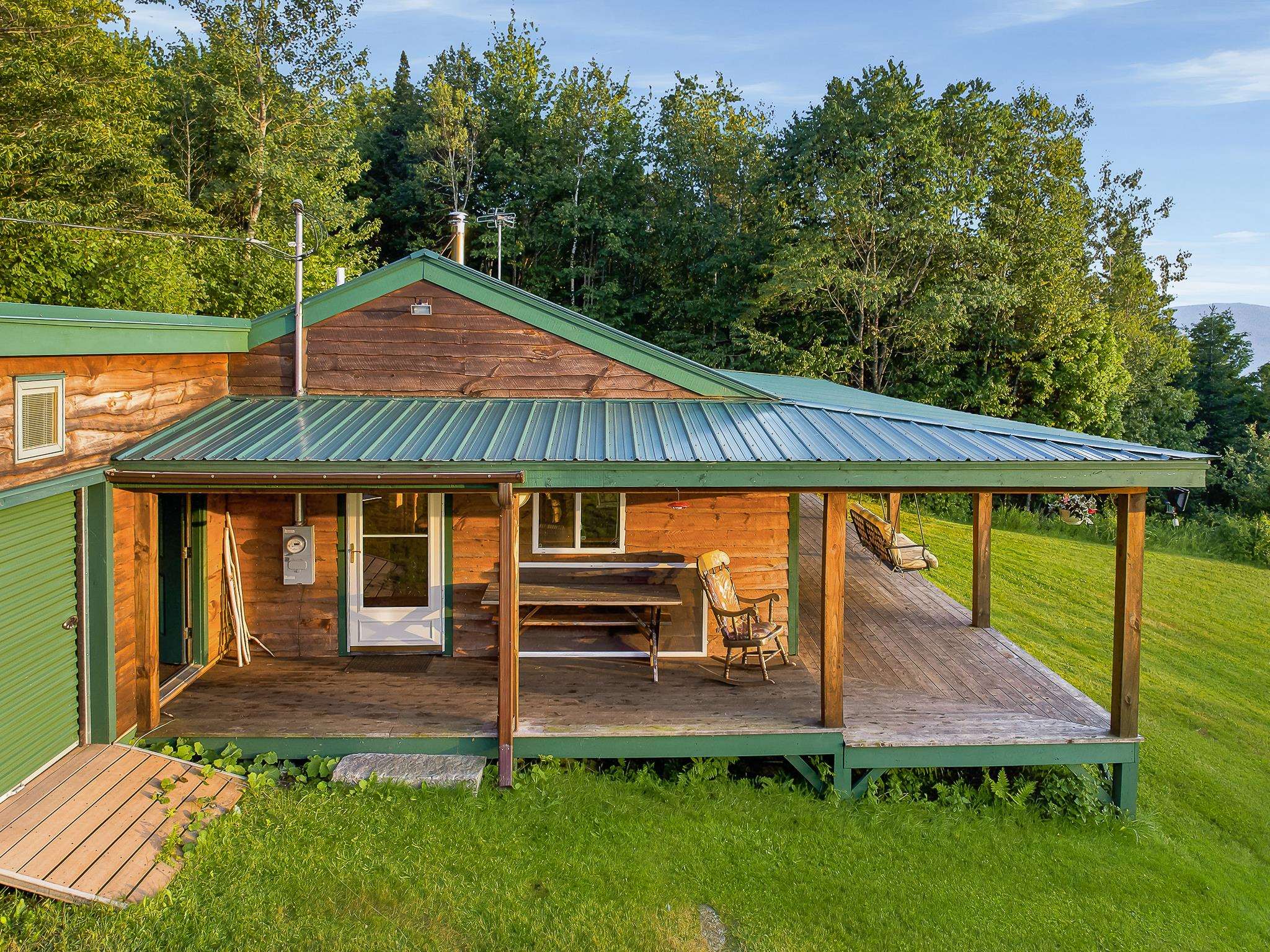 42 Mountain View Rd, Stewartstown, NH 03576