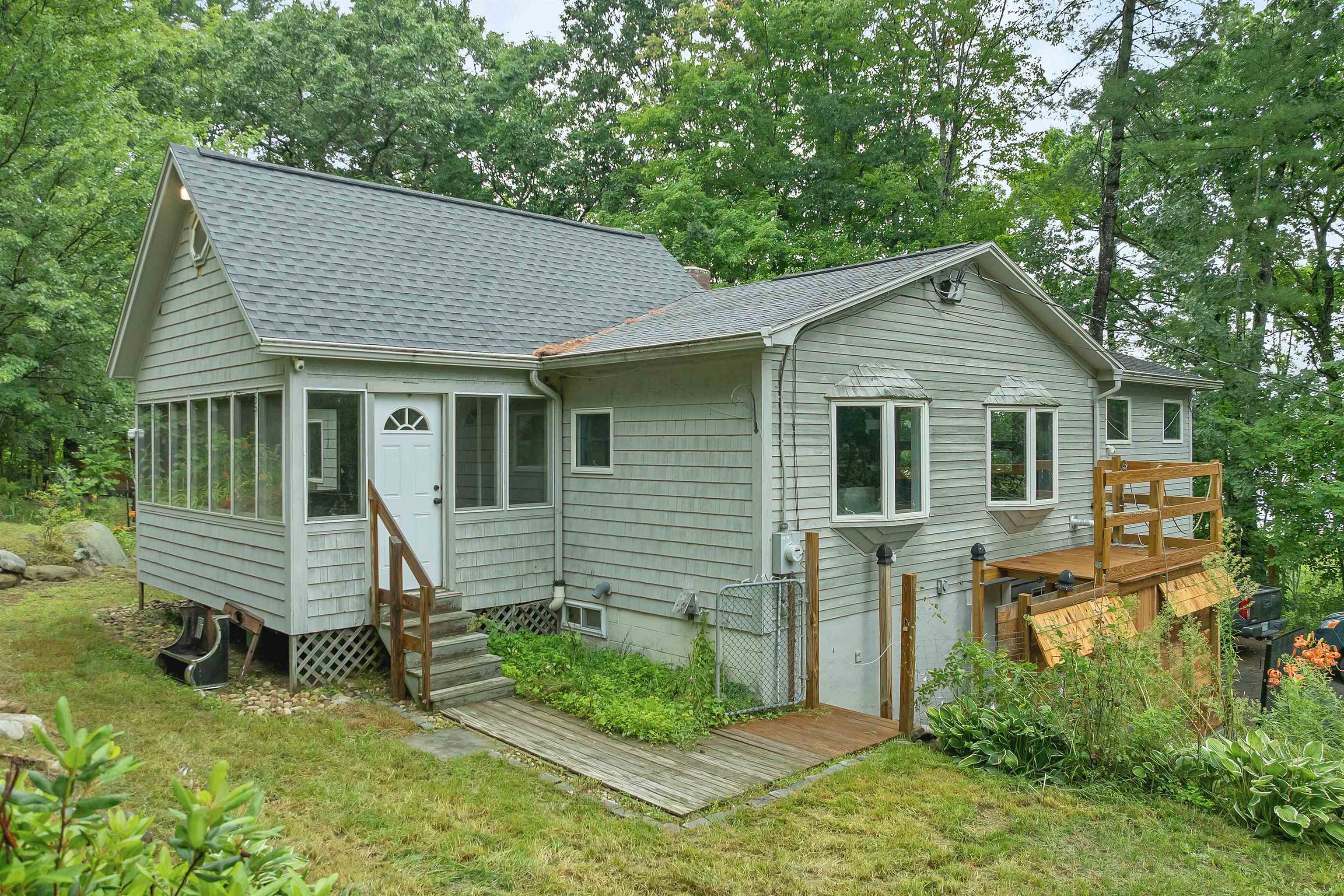 91 Oak Hill Rd, Concord, NH 03301