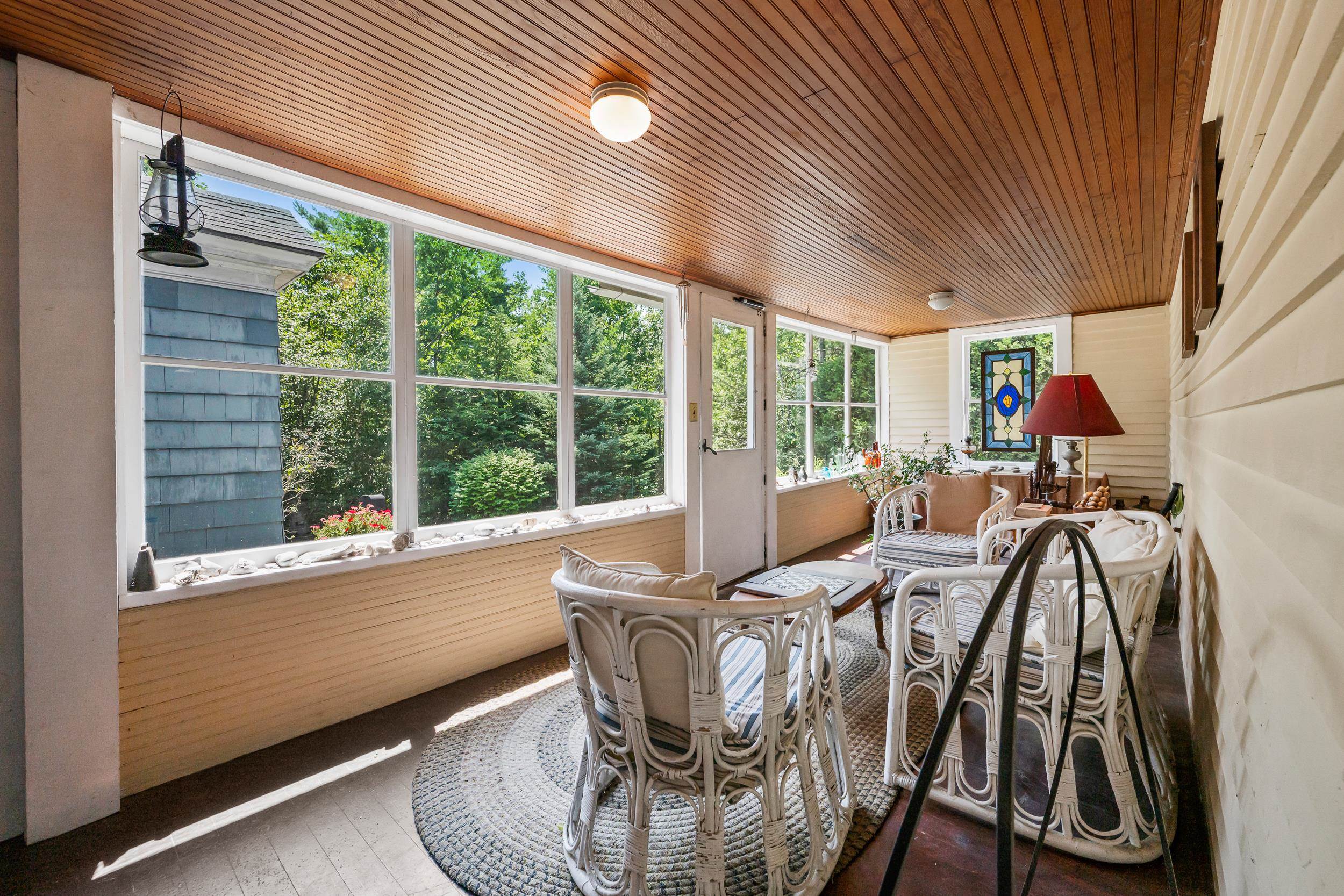 182 Cottage St, Littleton, NH 03561