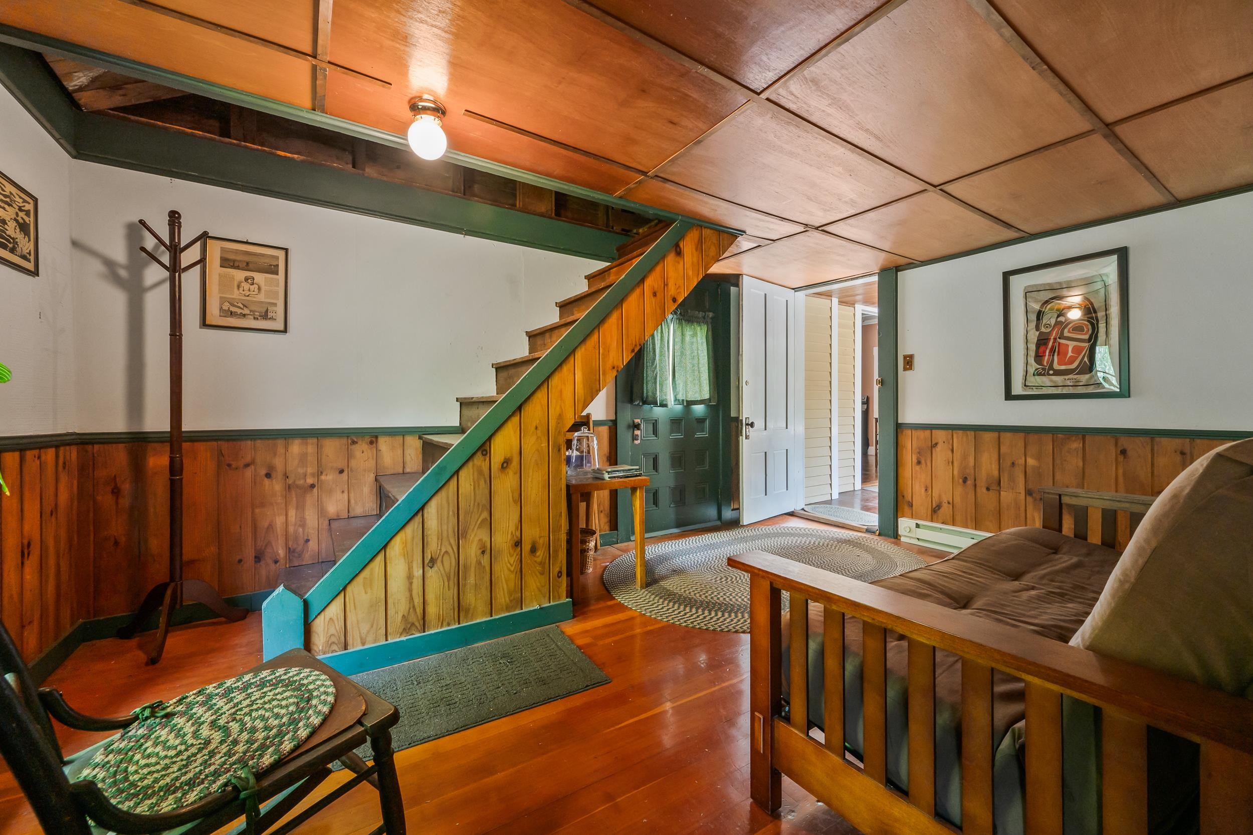 182 Cottage St, Littleton, NH 03561
