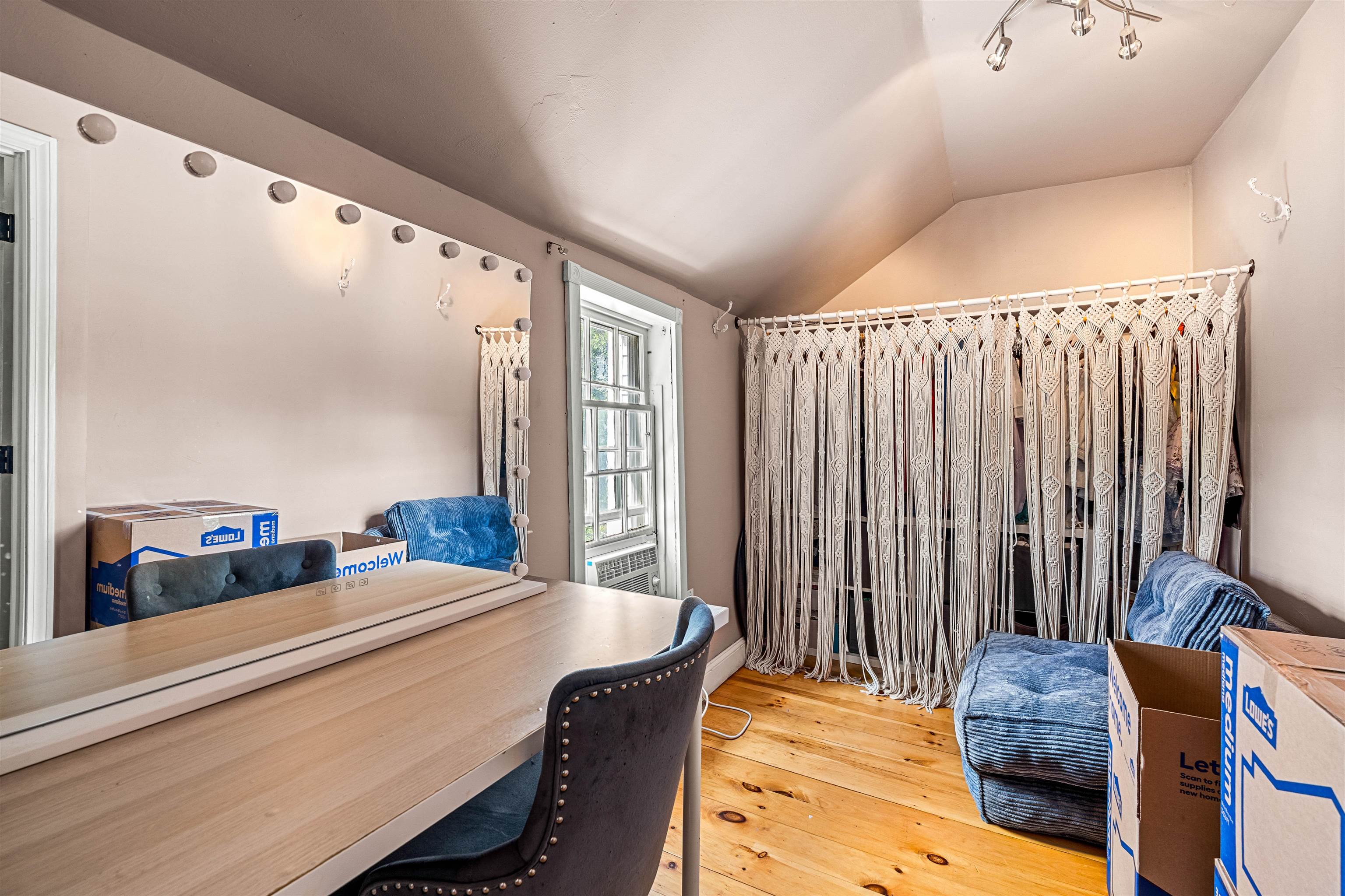 9 Sheridan Way, Merrimack, NH 03054