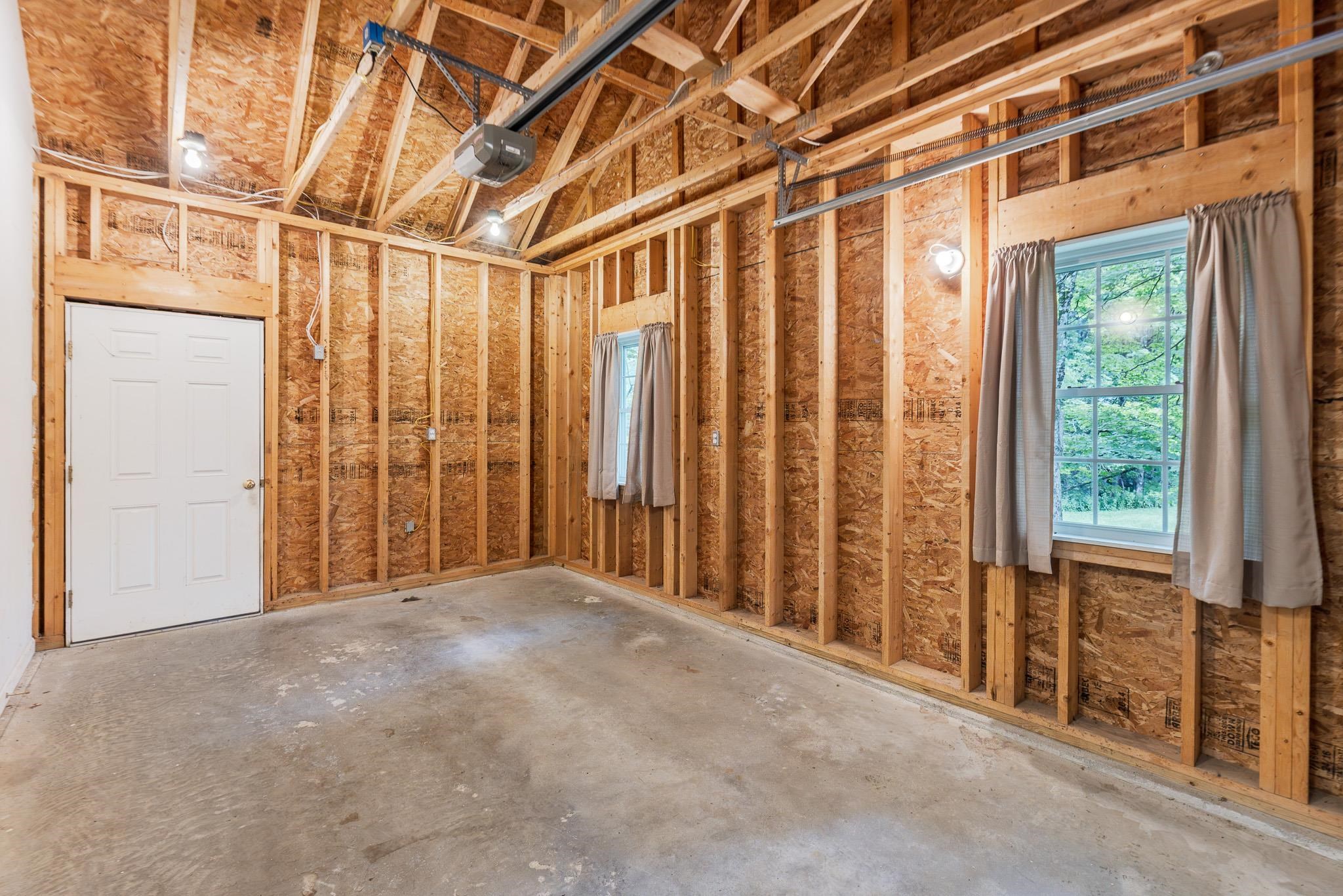  25892619