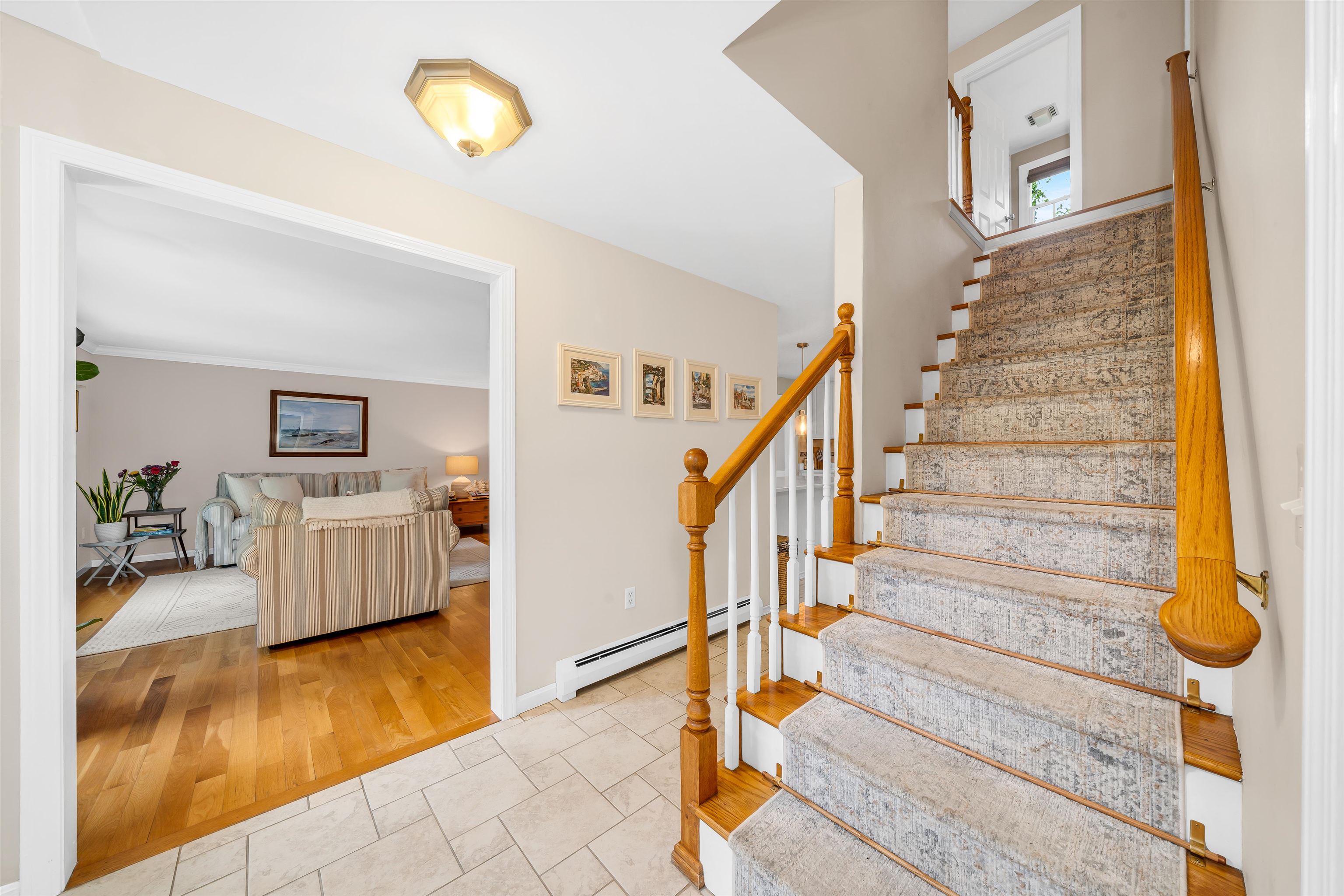 49 Hampton Falls Rd, Exeter, NH 03833