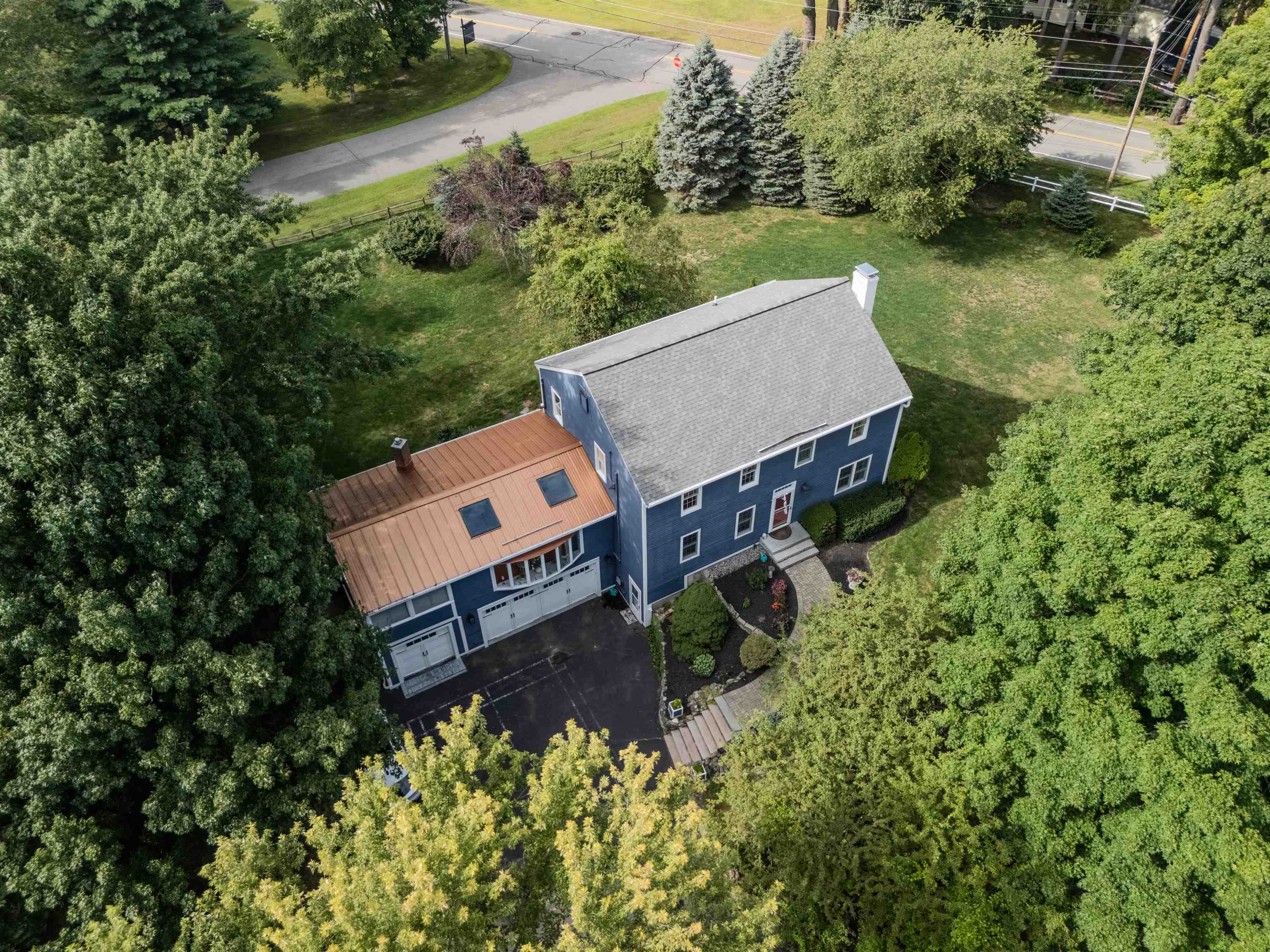 49 Hampton Falls Rd, Exeter, NH 03833