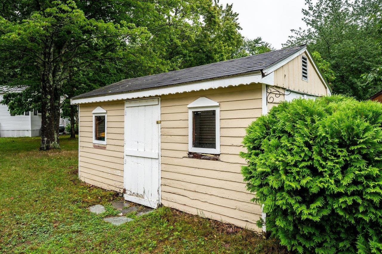 3 Checkerberry Ct, Rochester, NH 03867