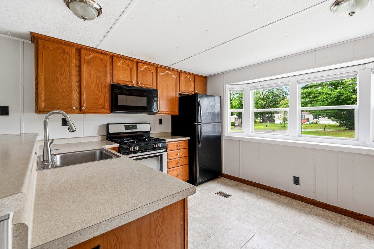 3 Checkerberry Court, Rochester, NH photo 4