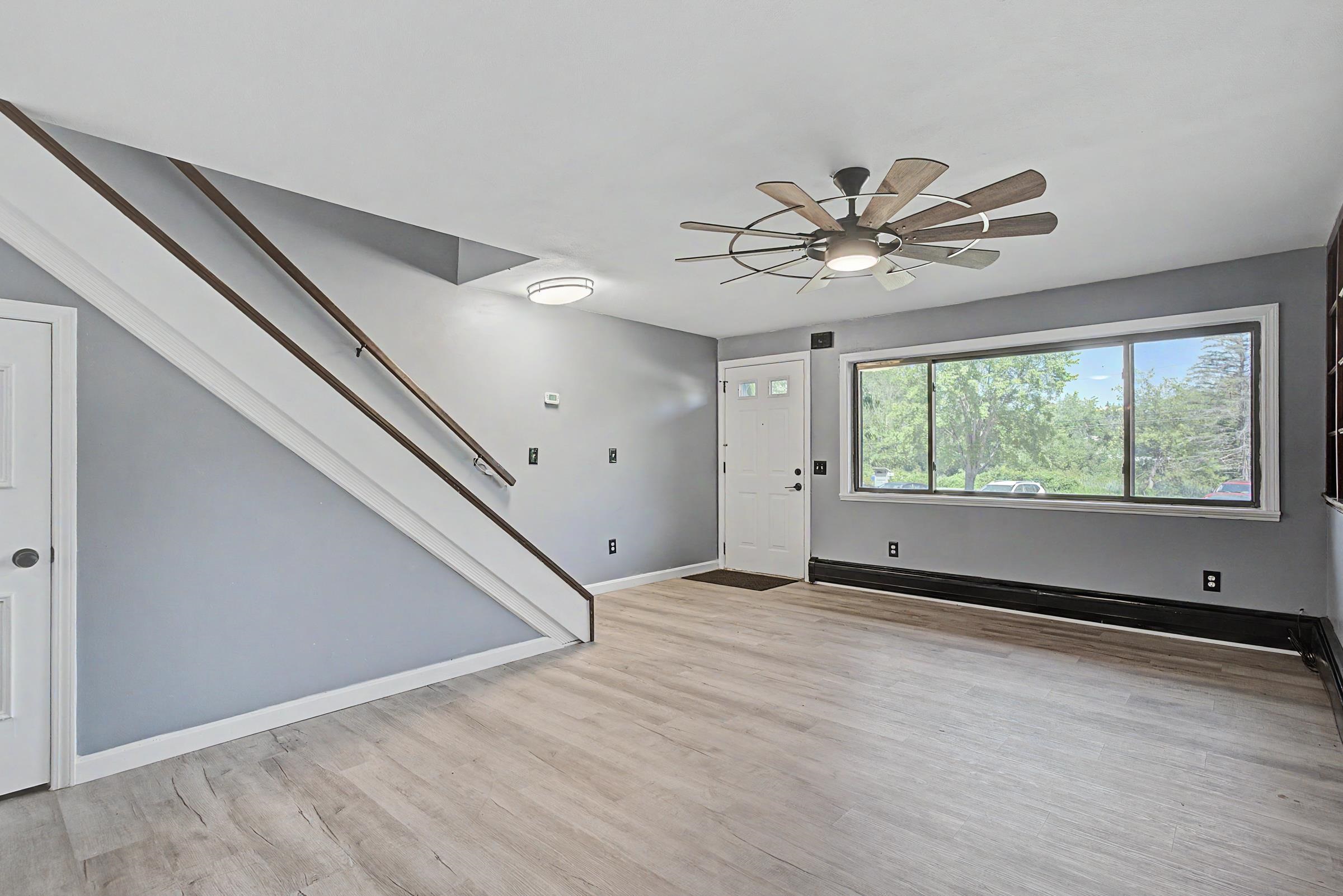 28 Chandler Ave #1, Plaistow, NH 03865