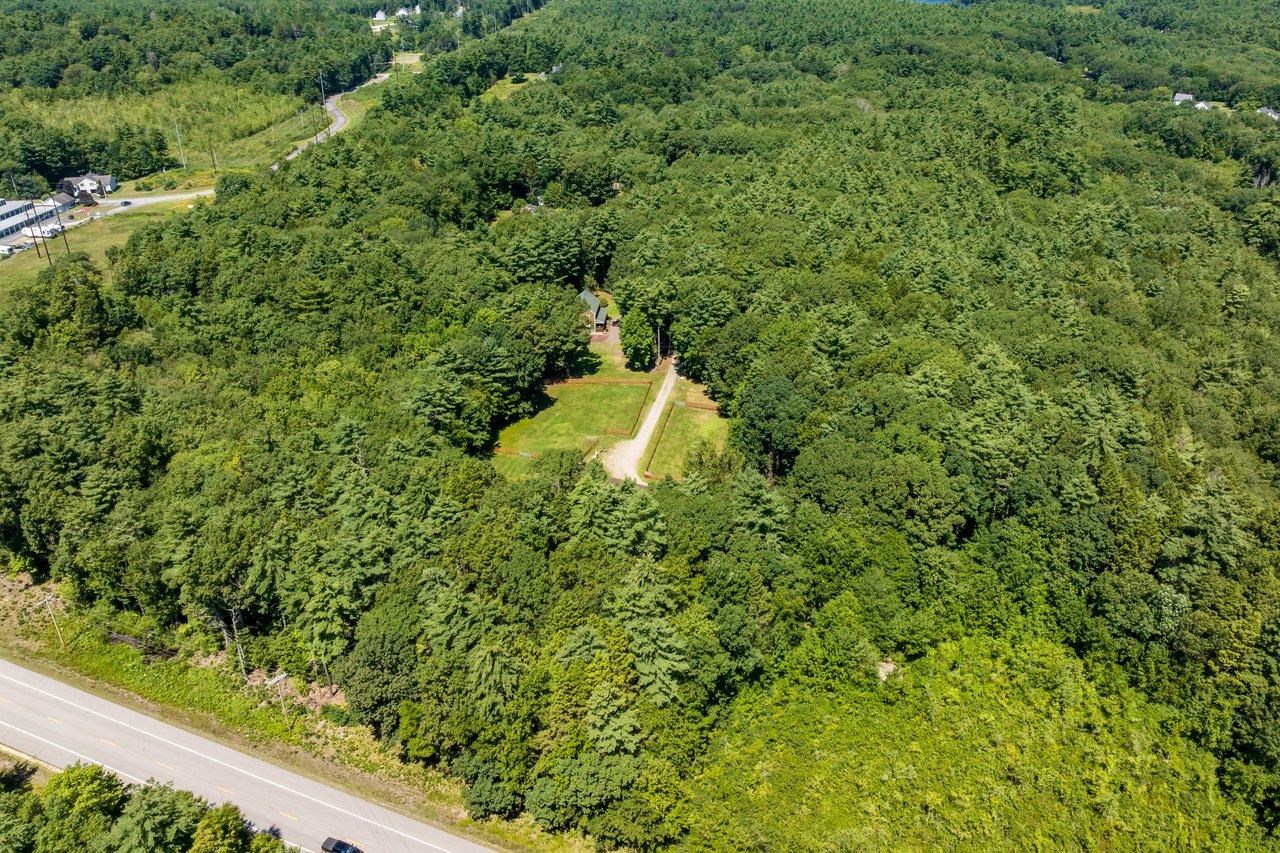 35 Route 111 , Kingston, NH 03848