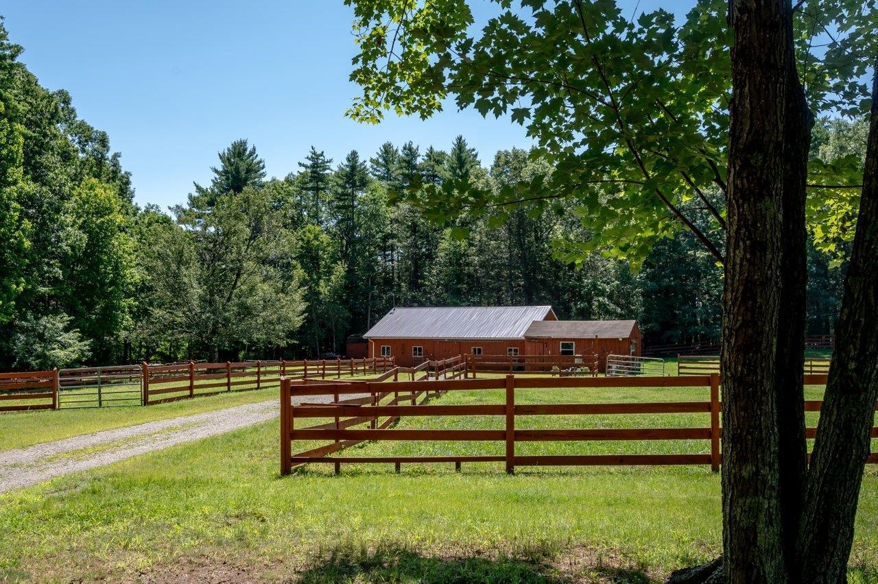 35 Route 111 , Kingston, NH 03848