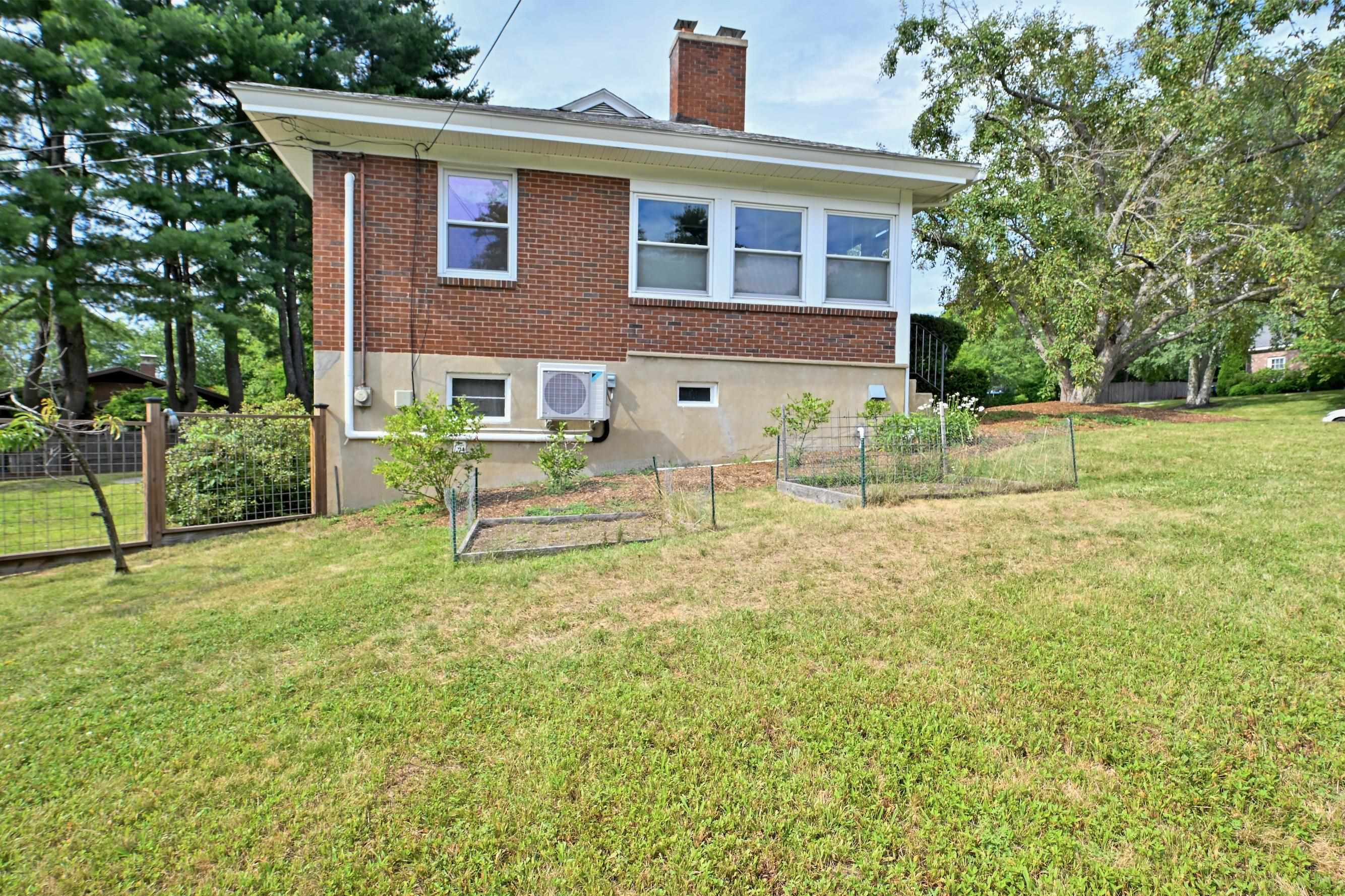 606 Ray St, Manchester, NH 03104