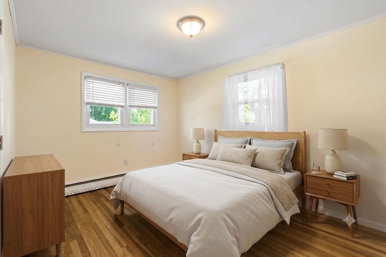 6 Larry Ln, Portsmouth, NH 03801