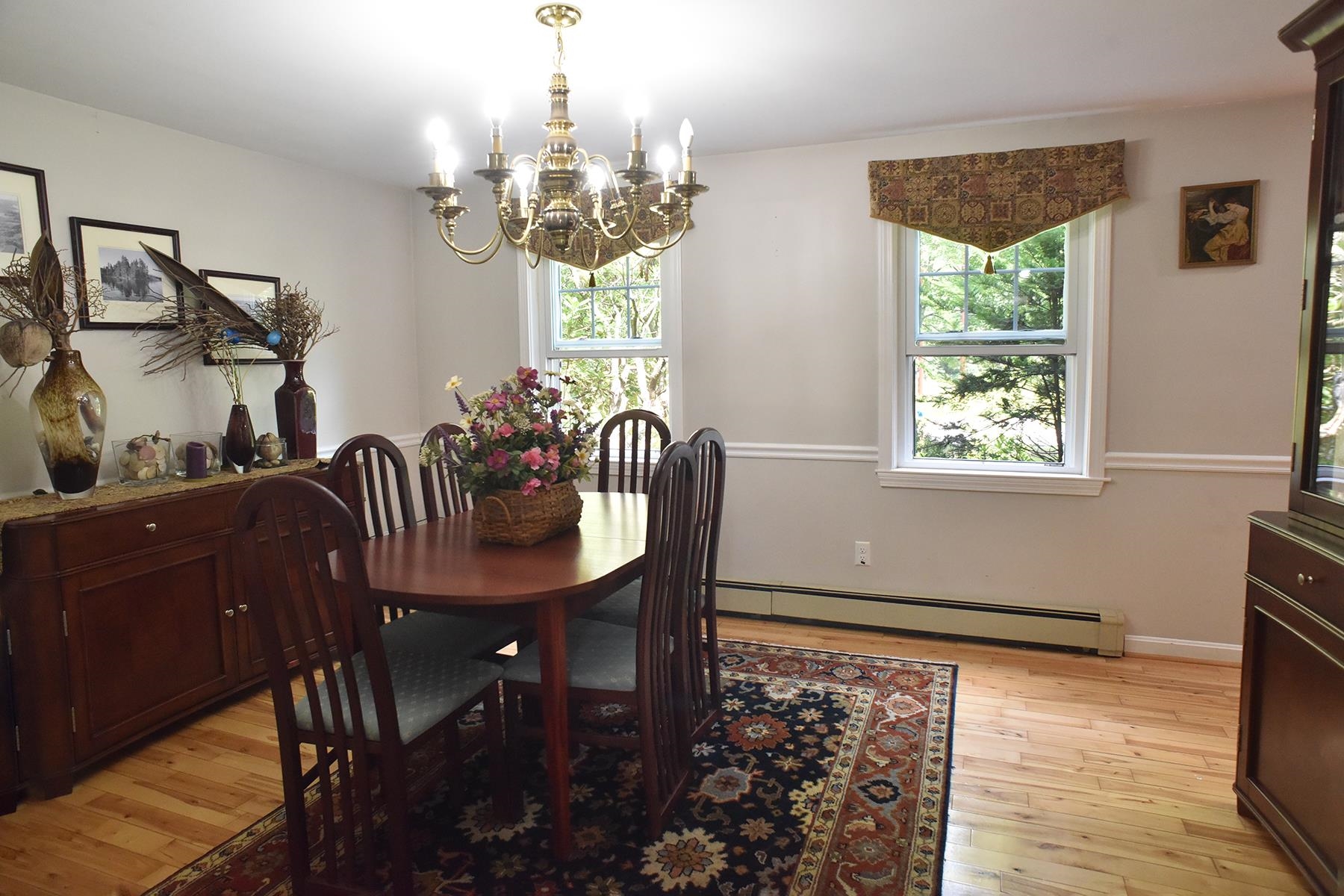 35 Raeder Dr, Stratham, NH 03885