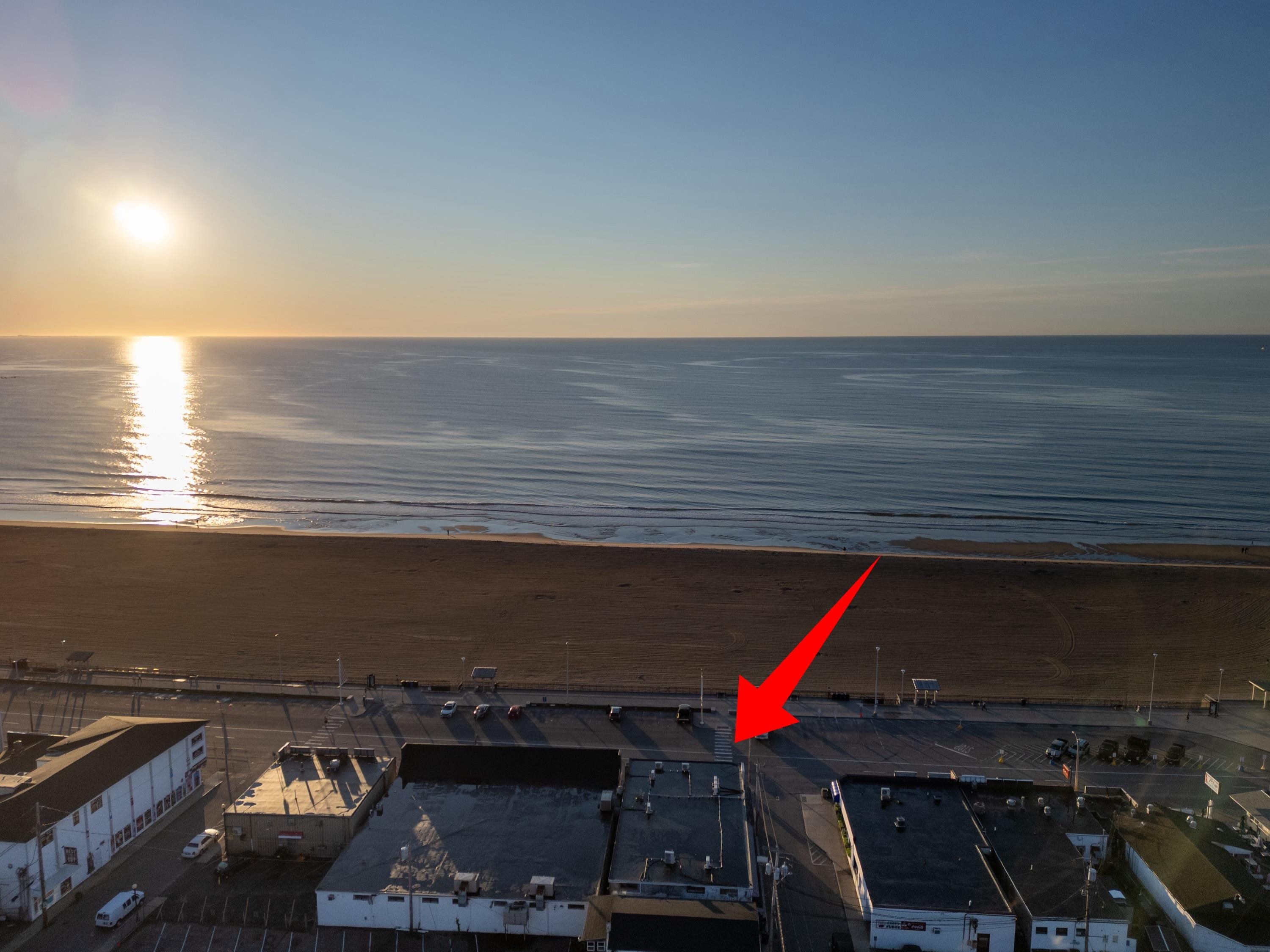 203 Ocean Blvd, Hampton, NH 03842