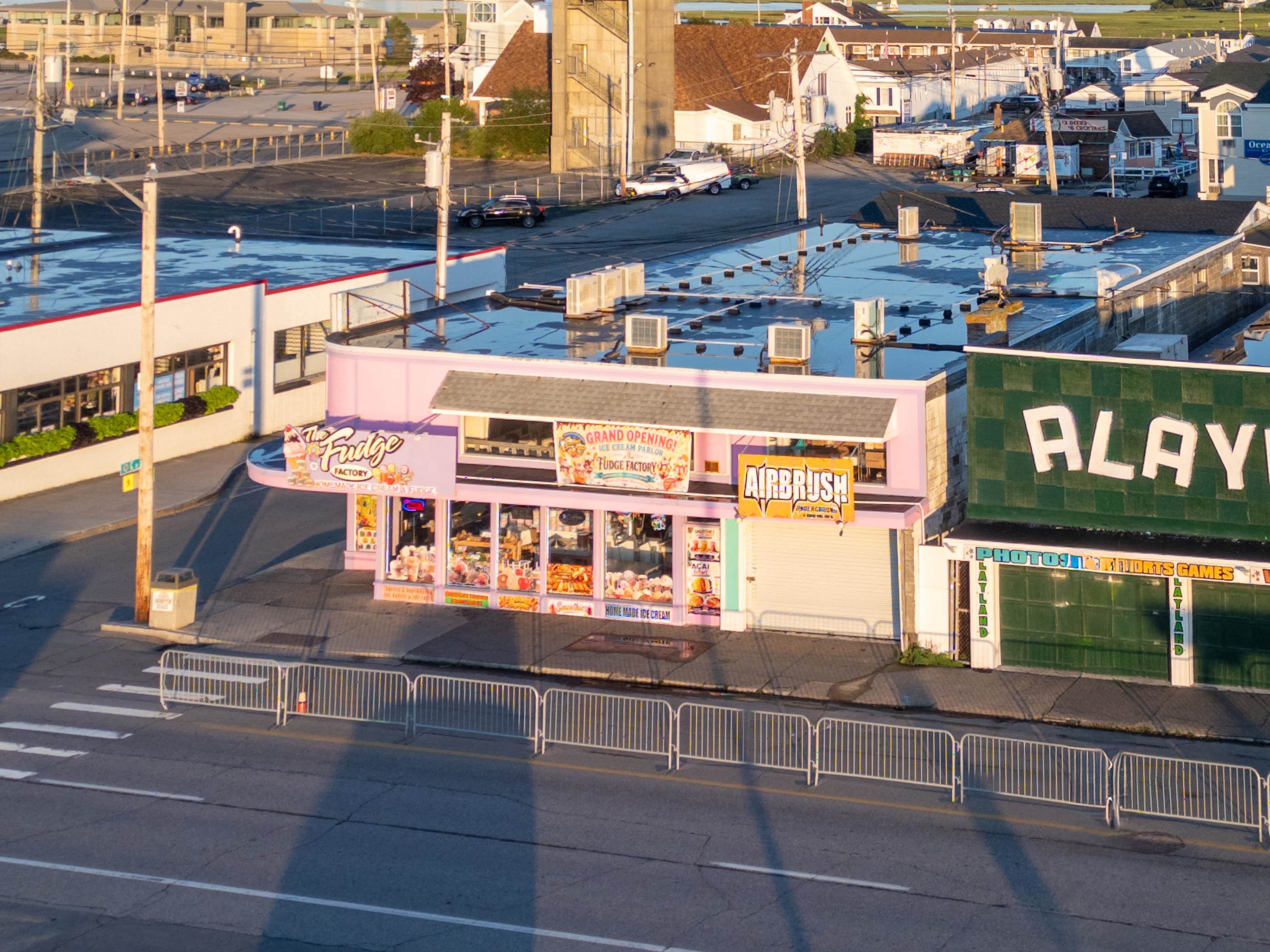 203 Ocean Blvd, Hampton, NH 03842