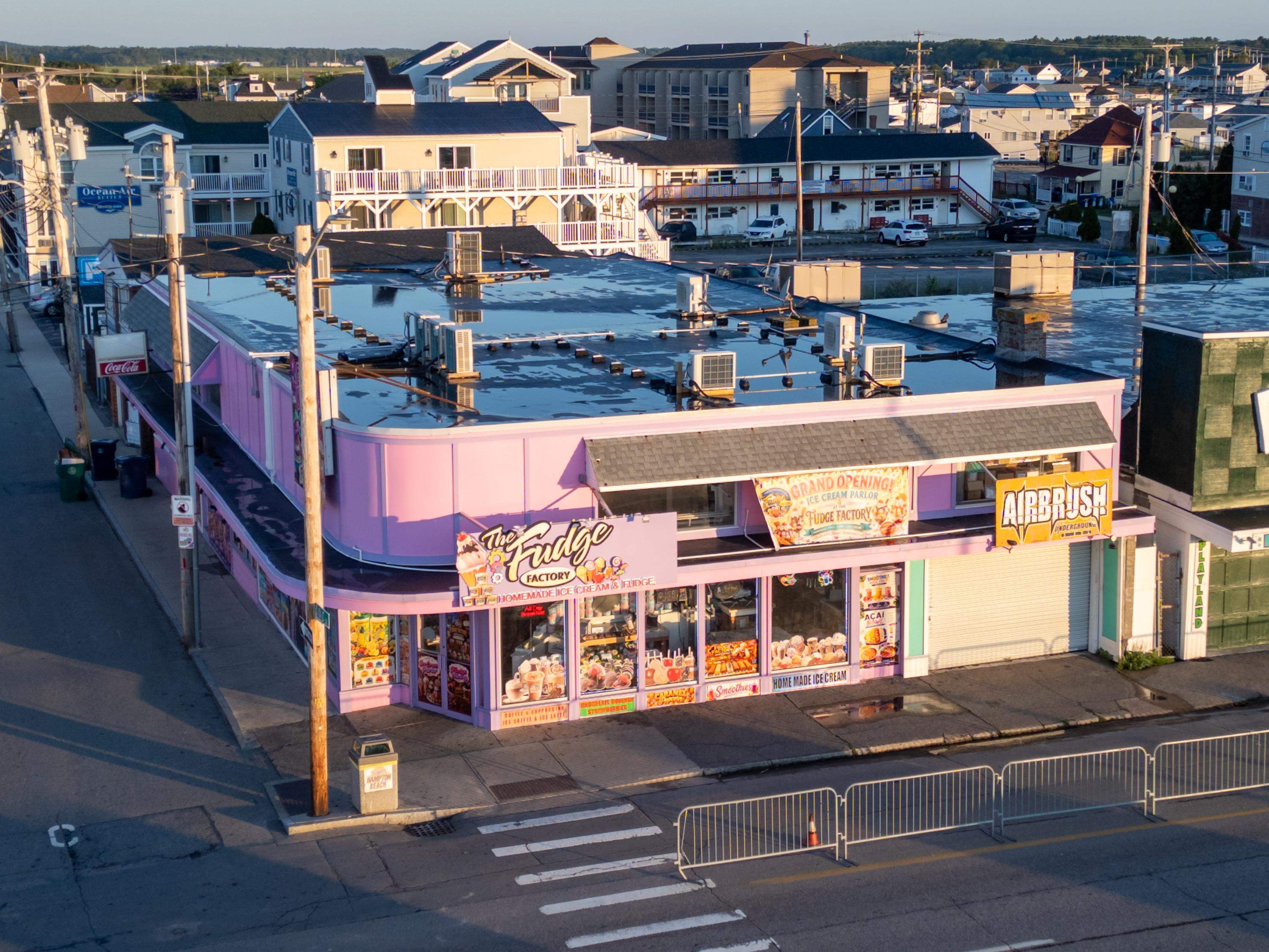 203 Ocean Blvd, Hampton, NH 03842