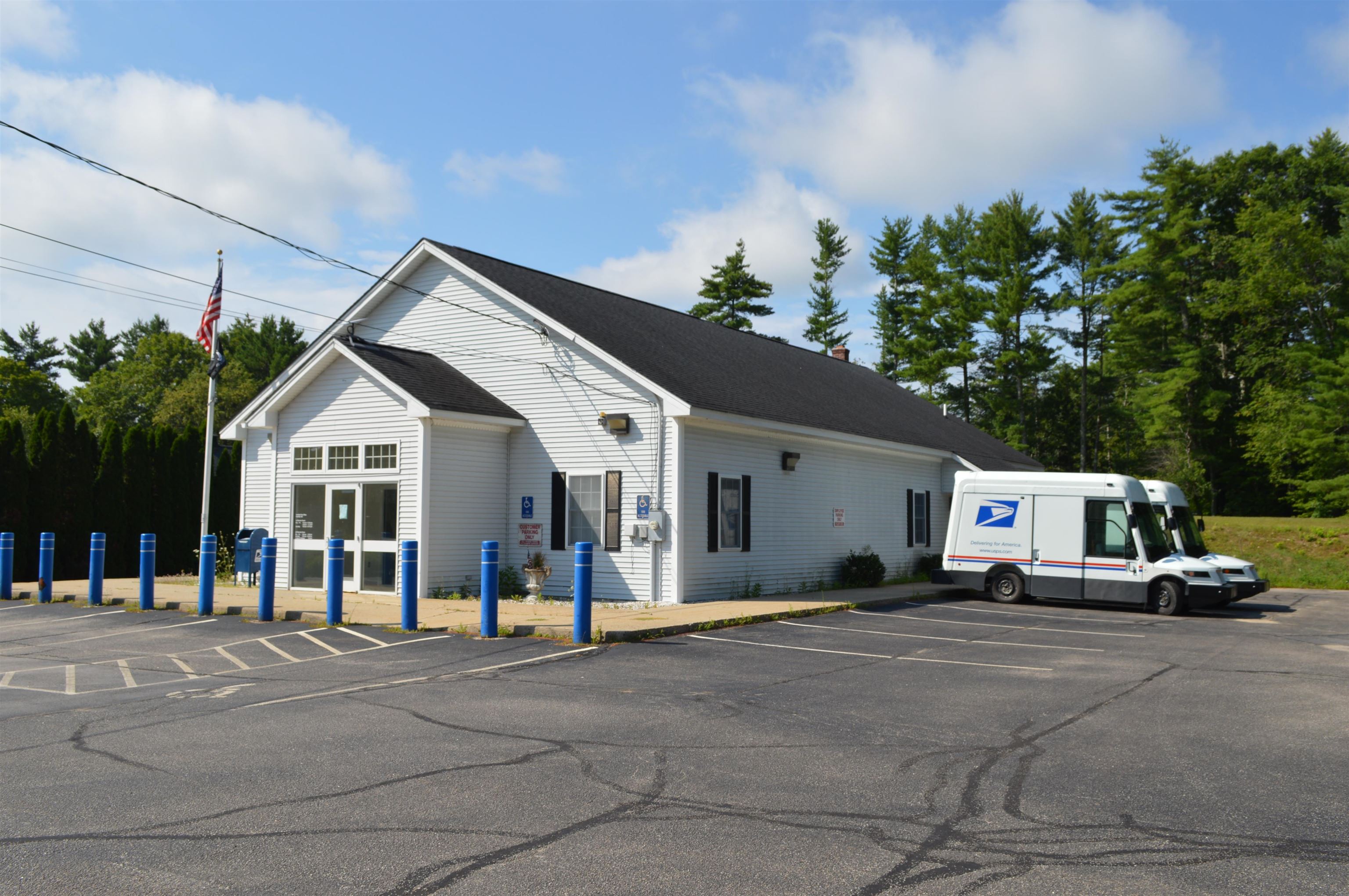 17A Raymond Rd, Deerfield, NH 03037