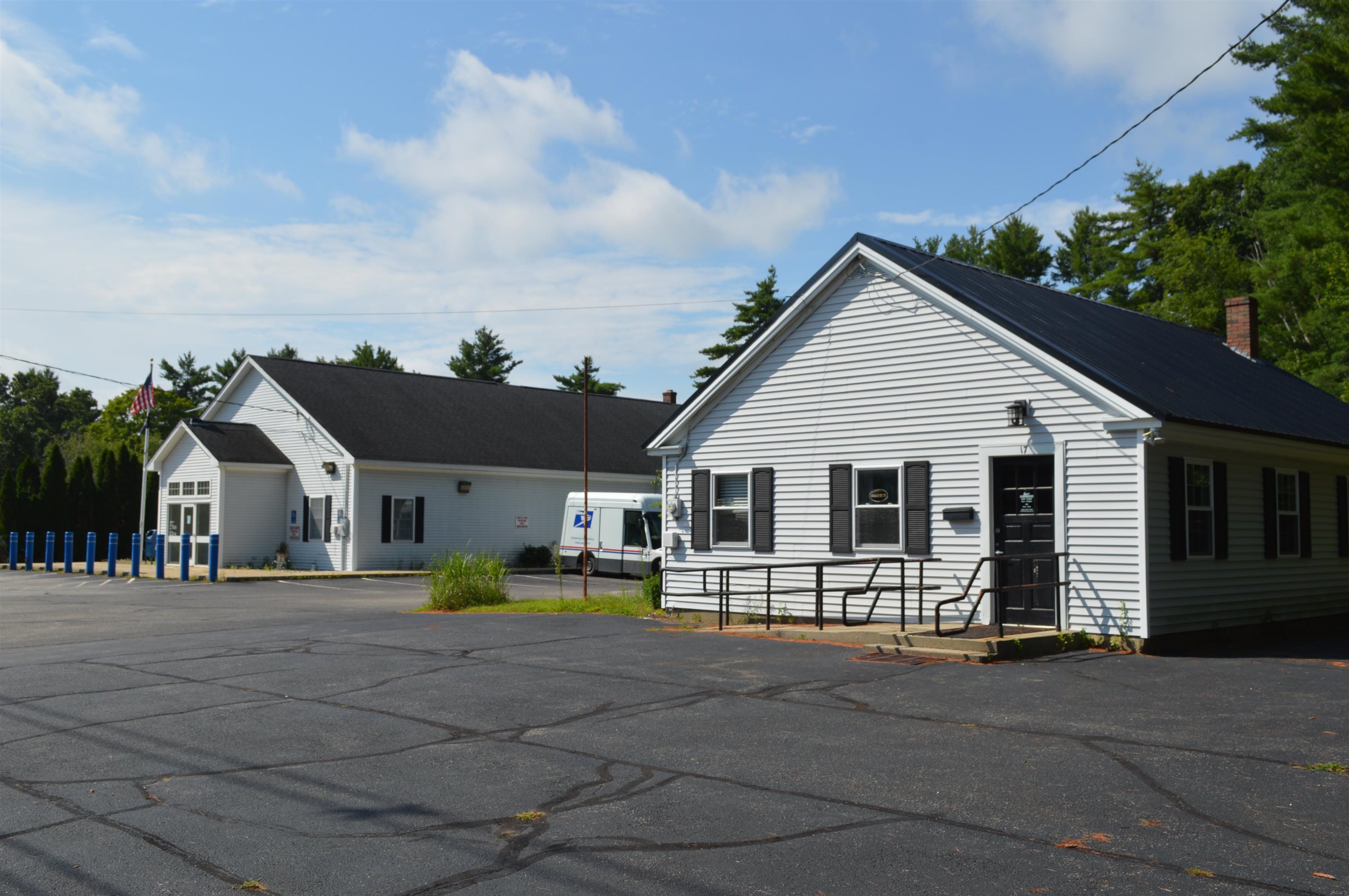 17A Raymond Rd, Deerfield, NH 03037