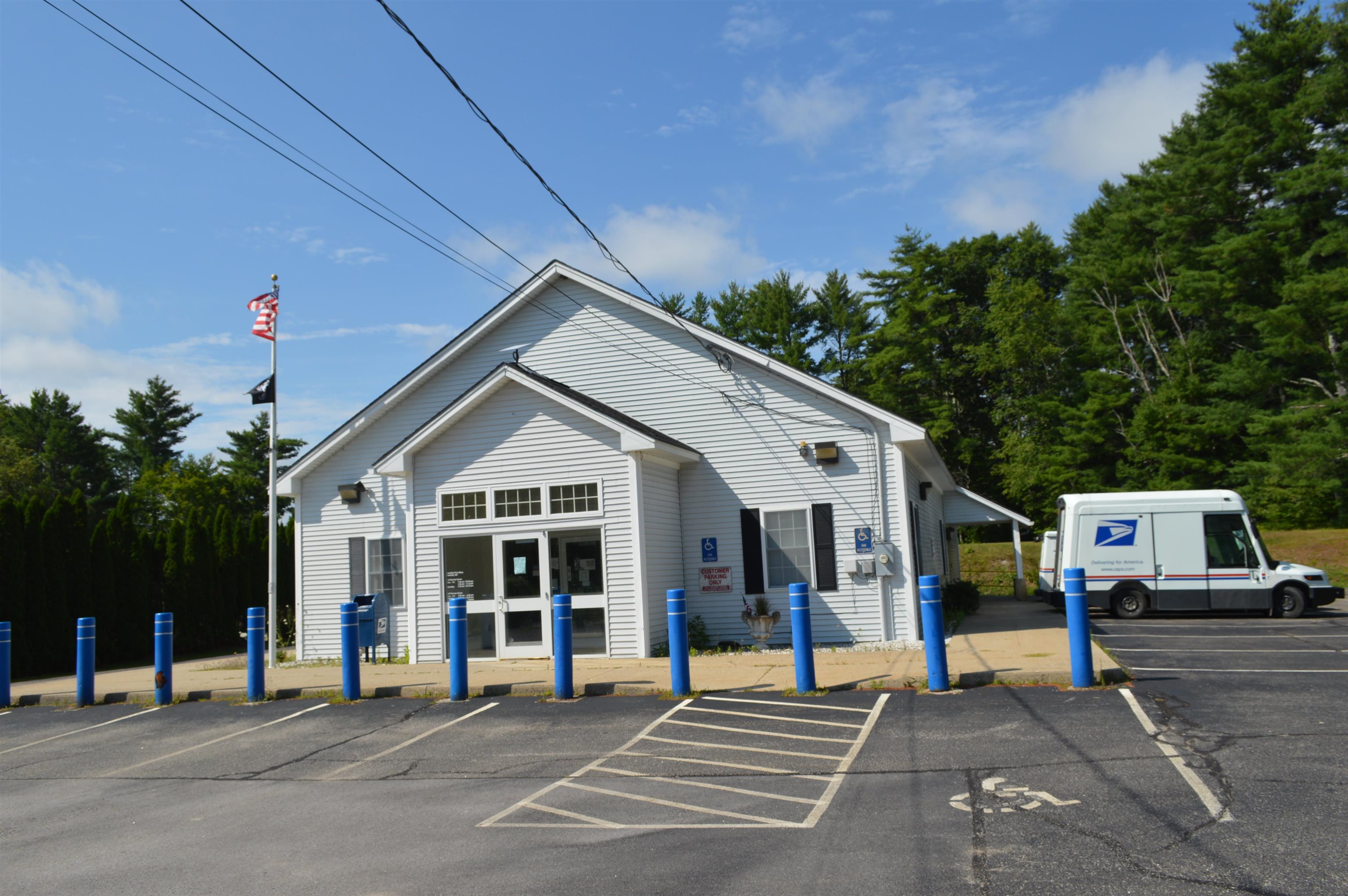 17A Raymond Rd, Deerfield, NH 03037