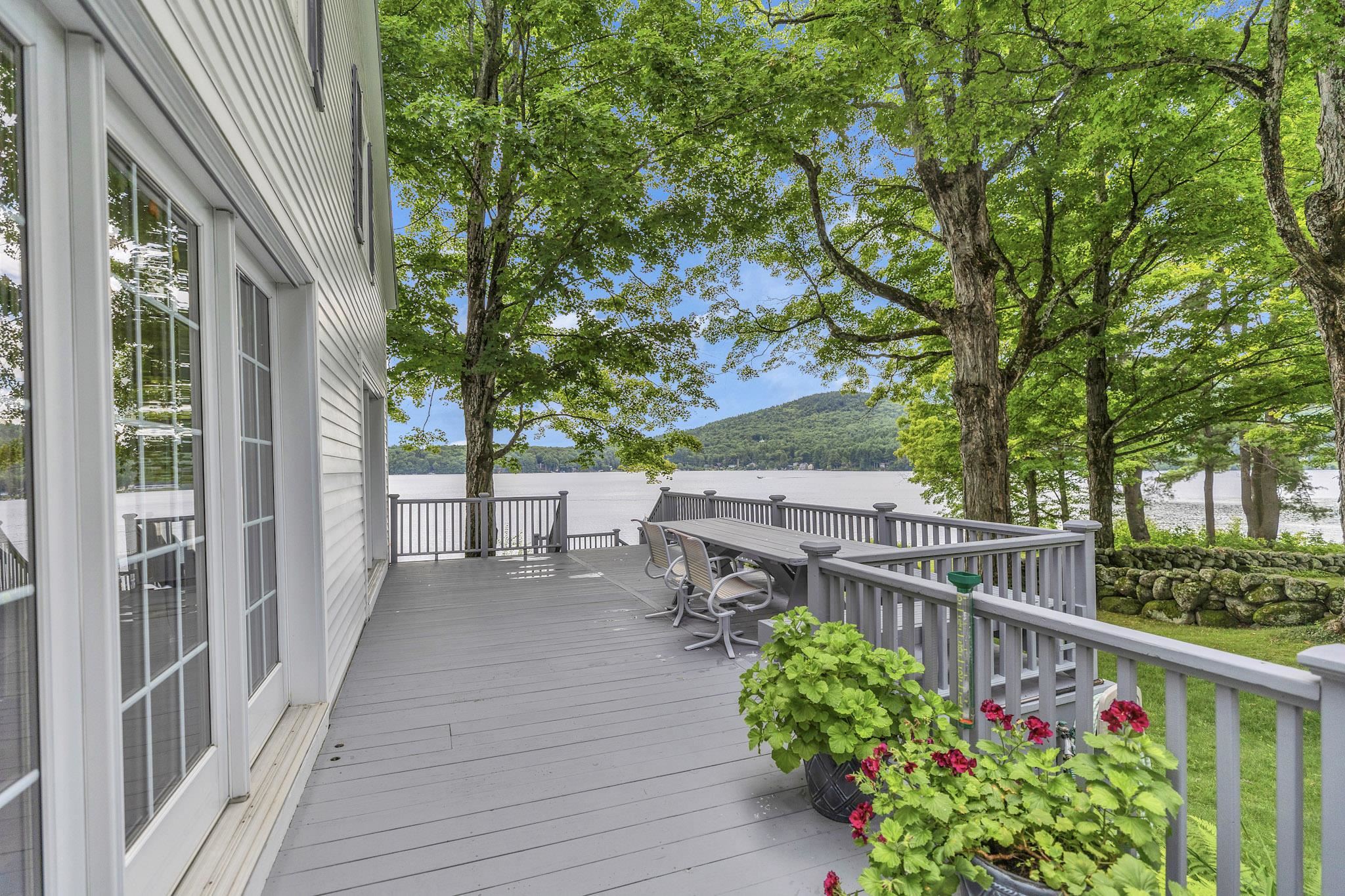 810 West Main St, Hillsborough, NH 03244