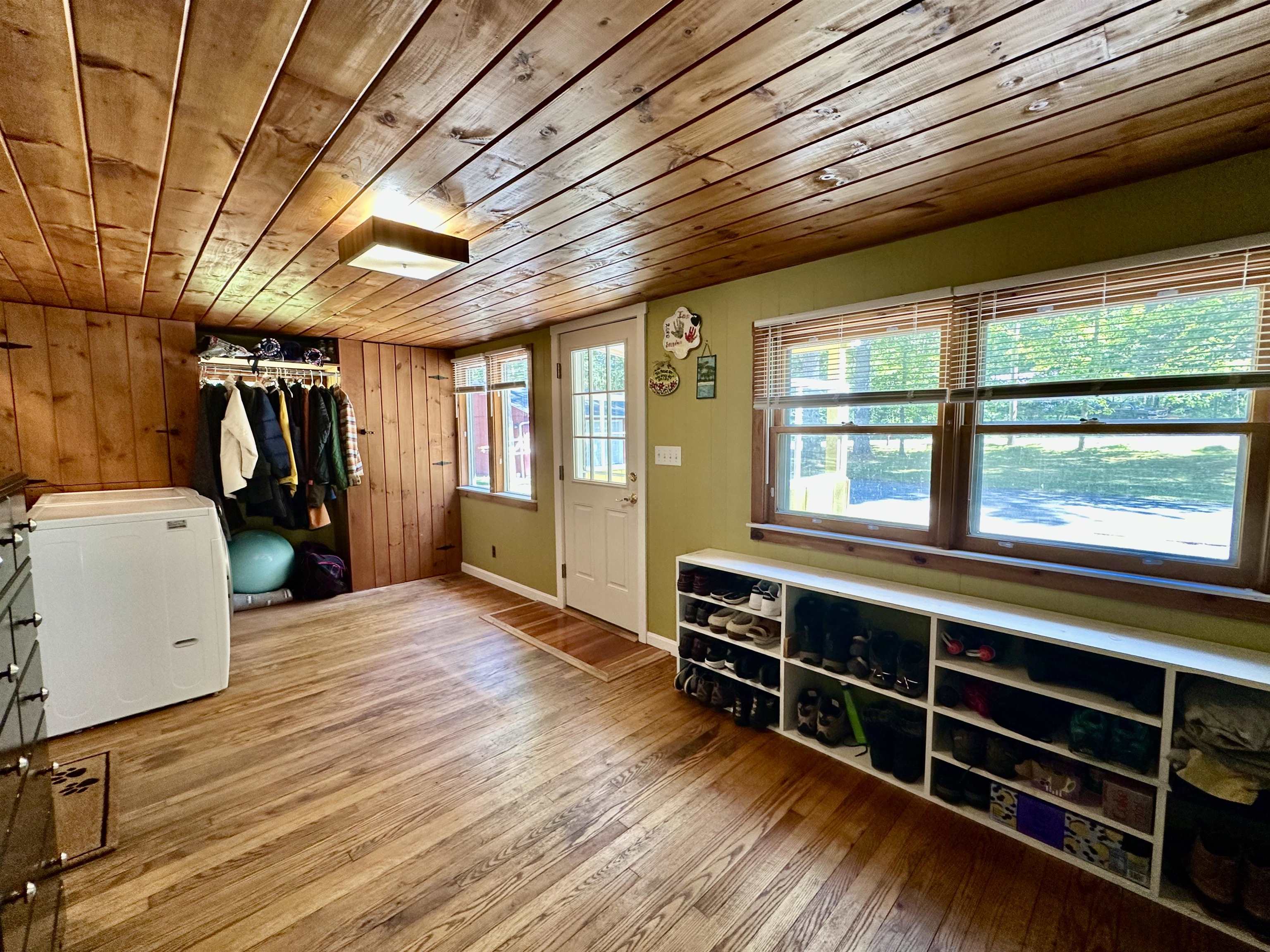 258 Maple St, Newport, NH 03773
