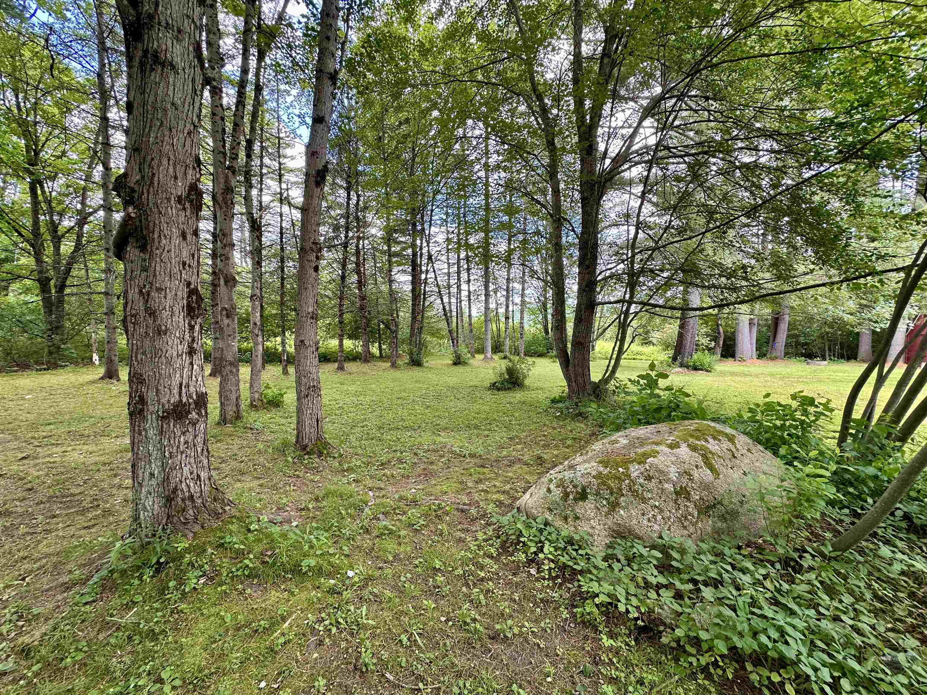 258 Maple St, Newport, NH 03773