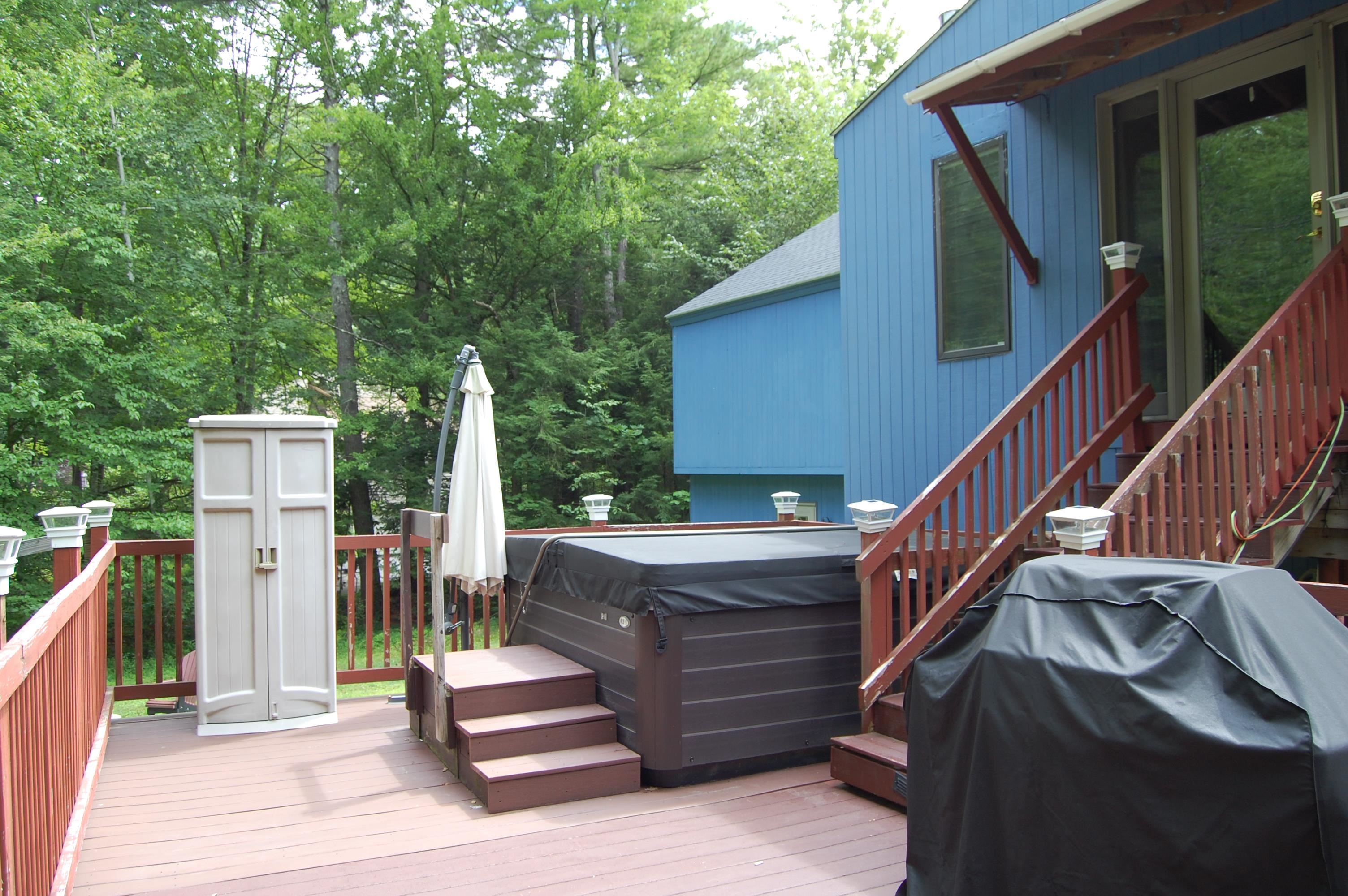 49 Birkdale Rd, Bedford, NH 03110