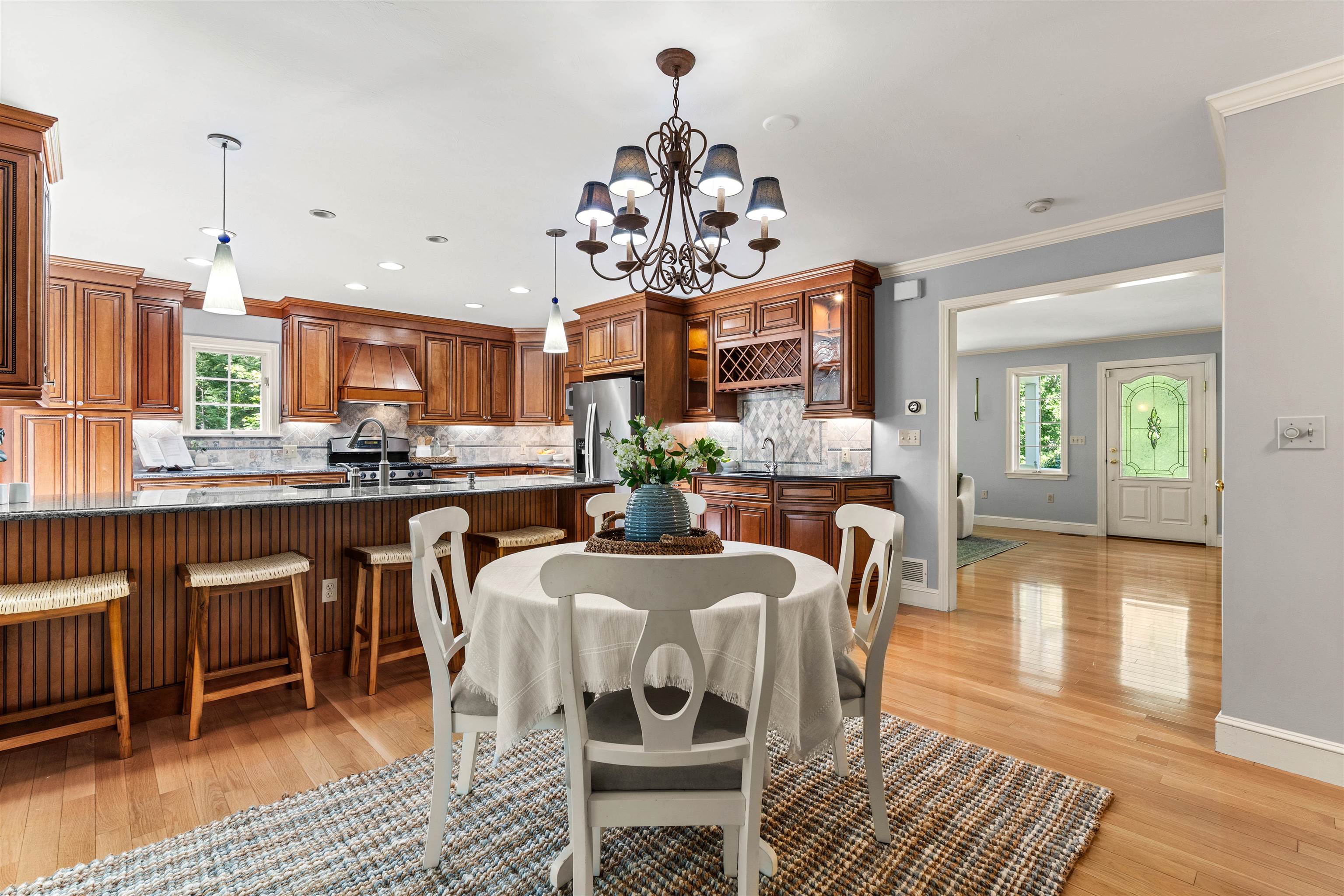20 Hadley Rd, Merrimack, NH 03054