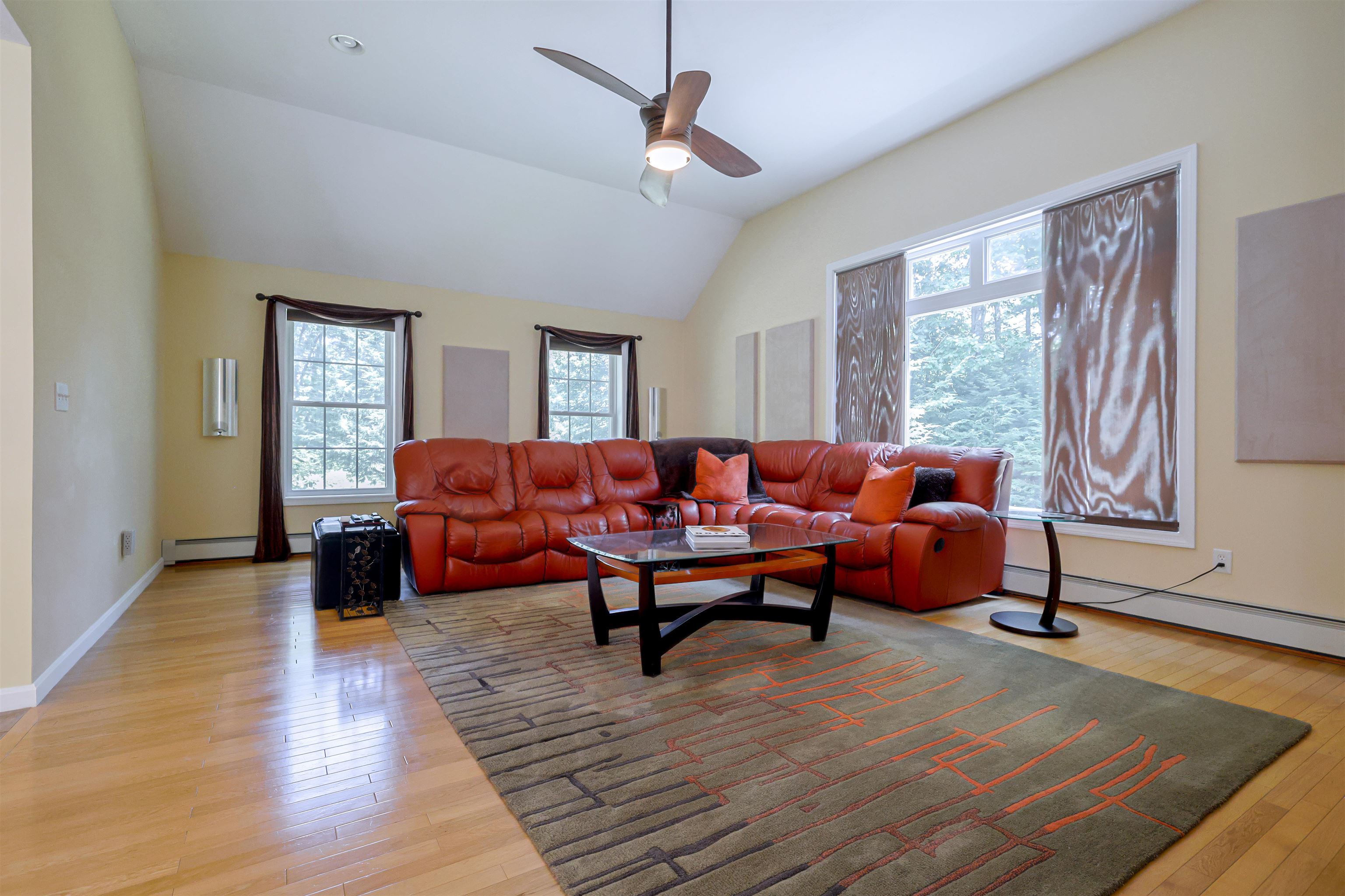 14 Meadow Brook Crossing, Sandown, NH 03873