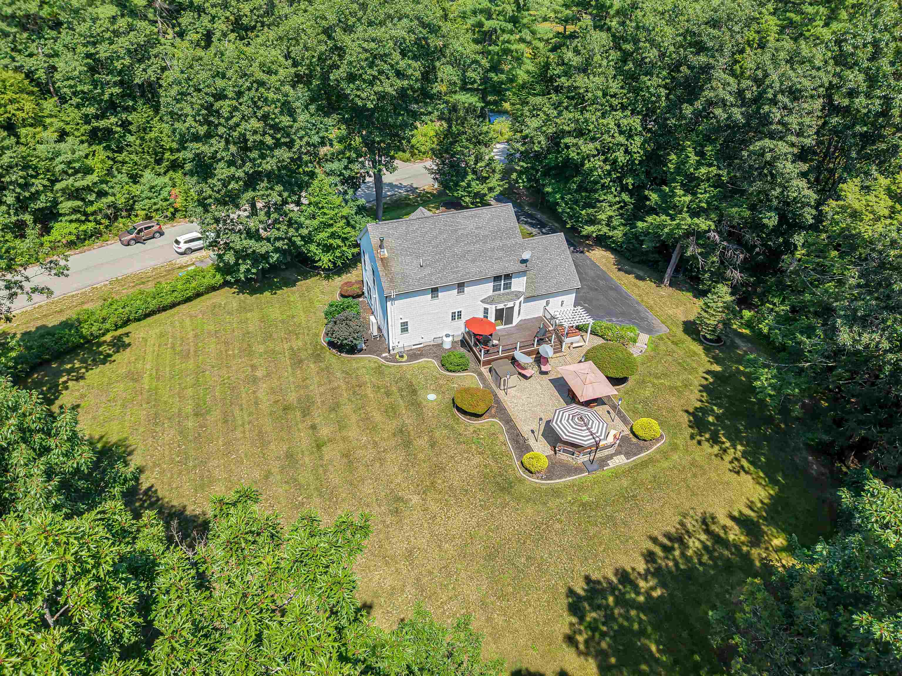 14 Meadow Brook Crossing, Sandown, NH 03873