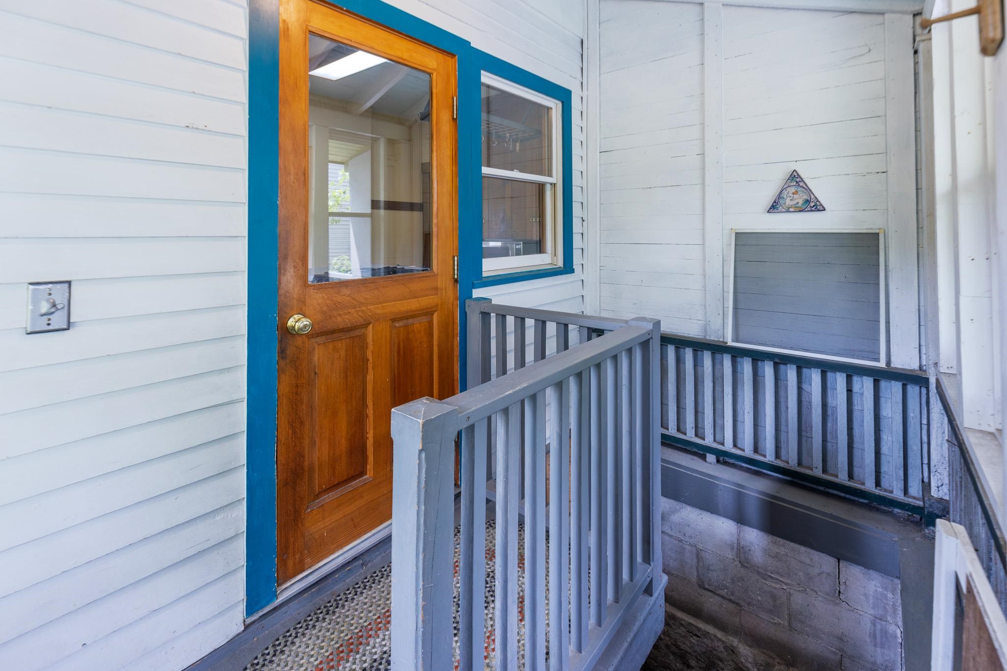 6 Pearl St, Lebanon, NH 03784