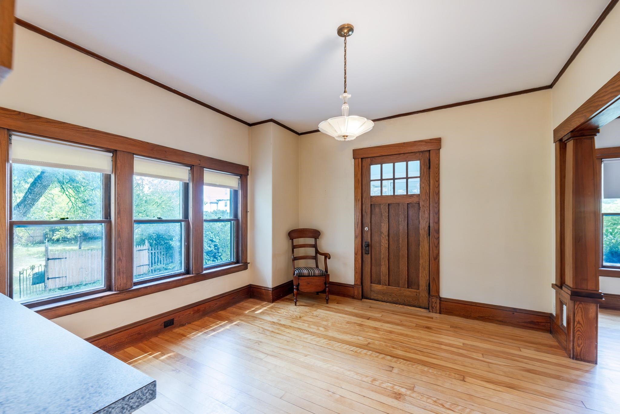 6 Pearl St, Lebanon, NH 03784
