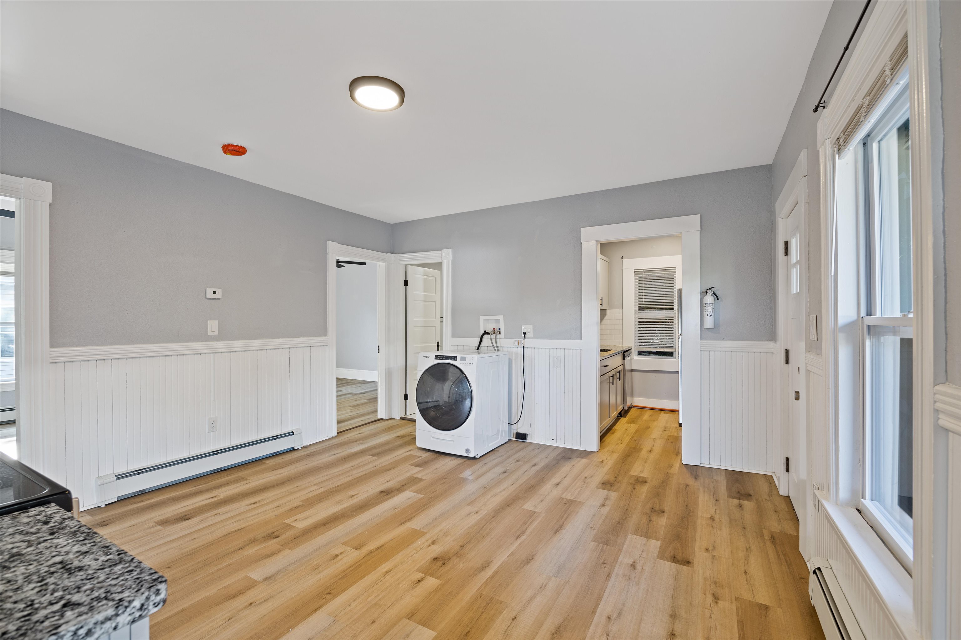 496 Bartlett St, Manchester, NH 03102