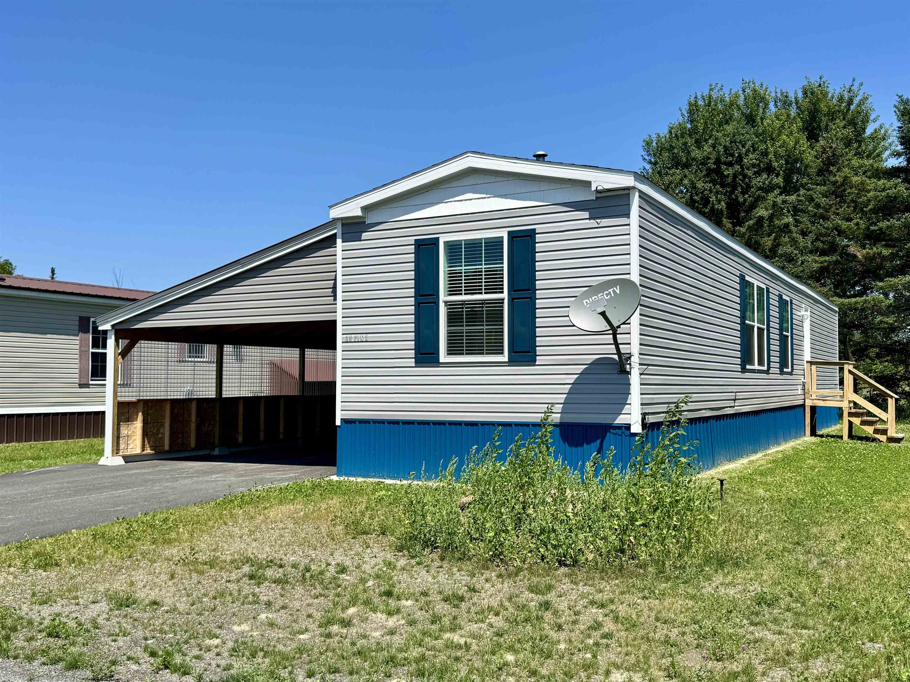 28 Pine St, Colebrook, NH 03576