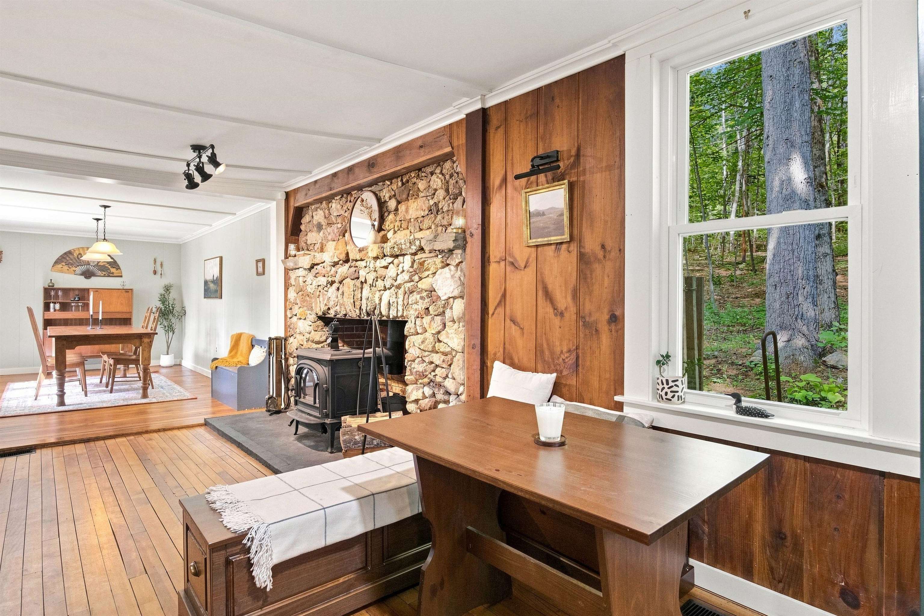 13 Harvey Rd, Sutton, NH 03260