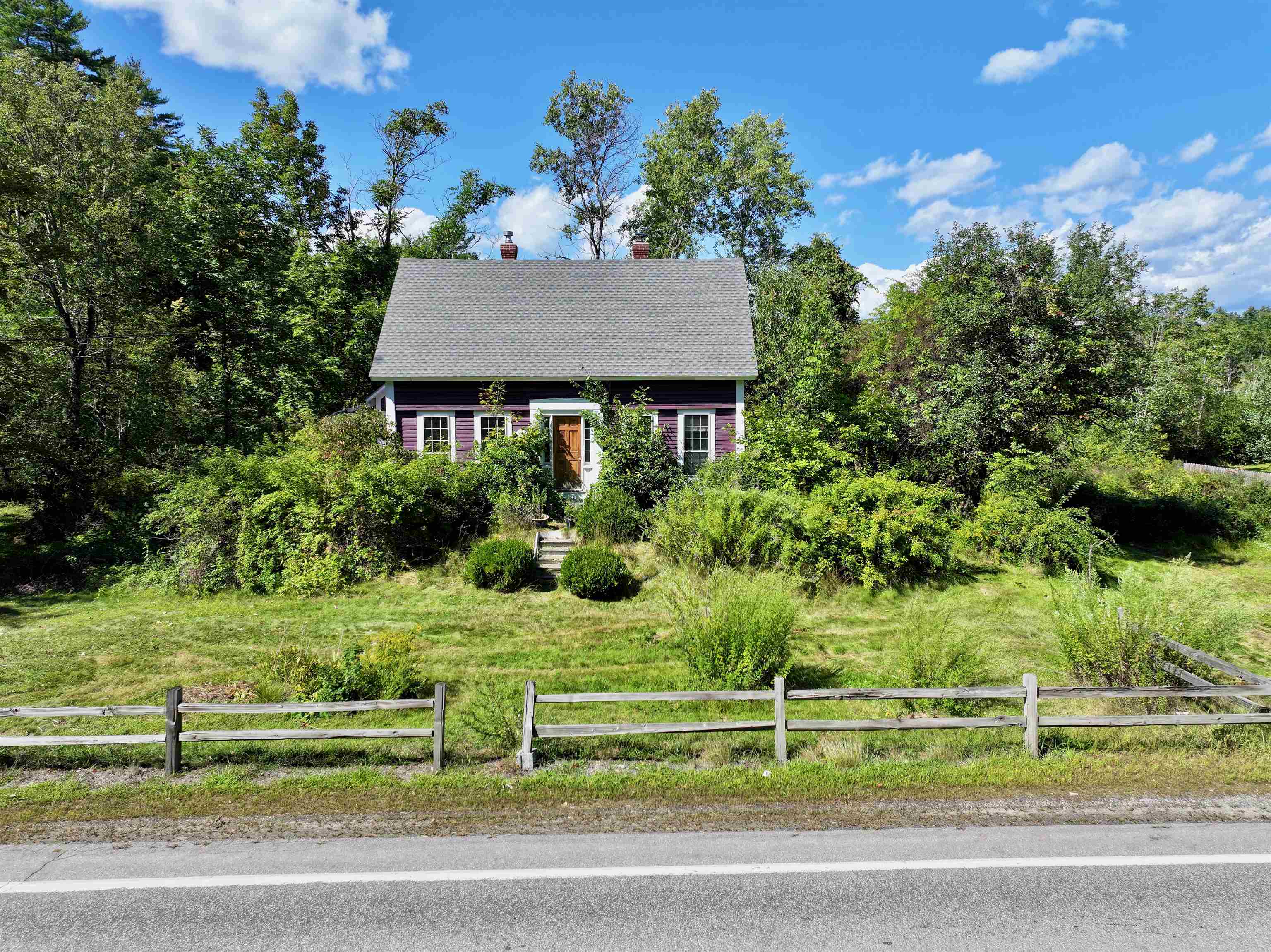 225 Concord Stage Road, Weare, NH photo 3