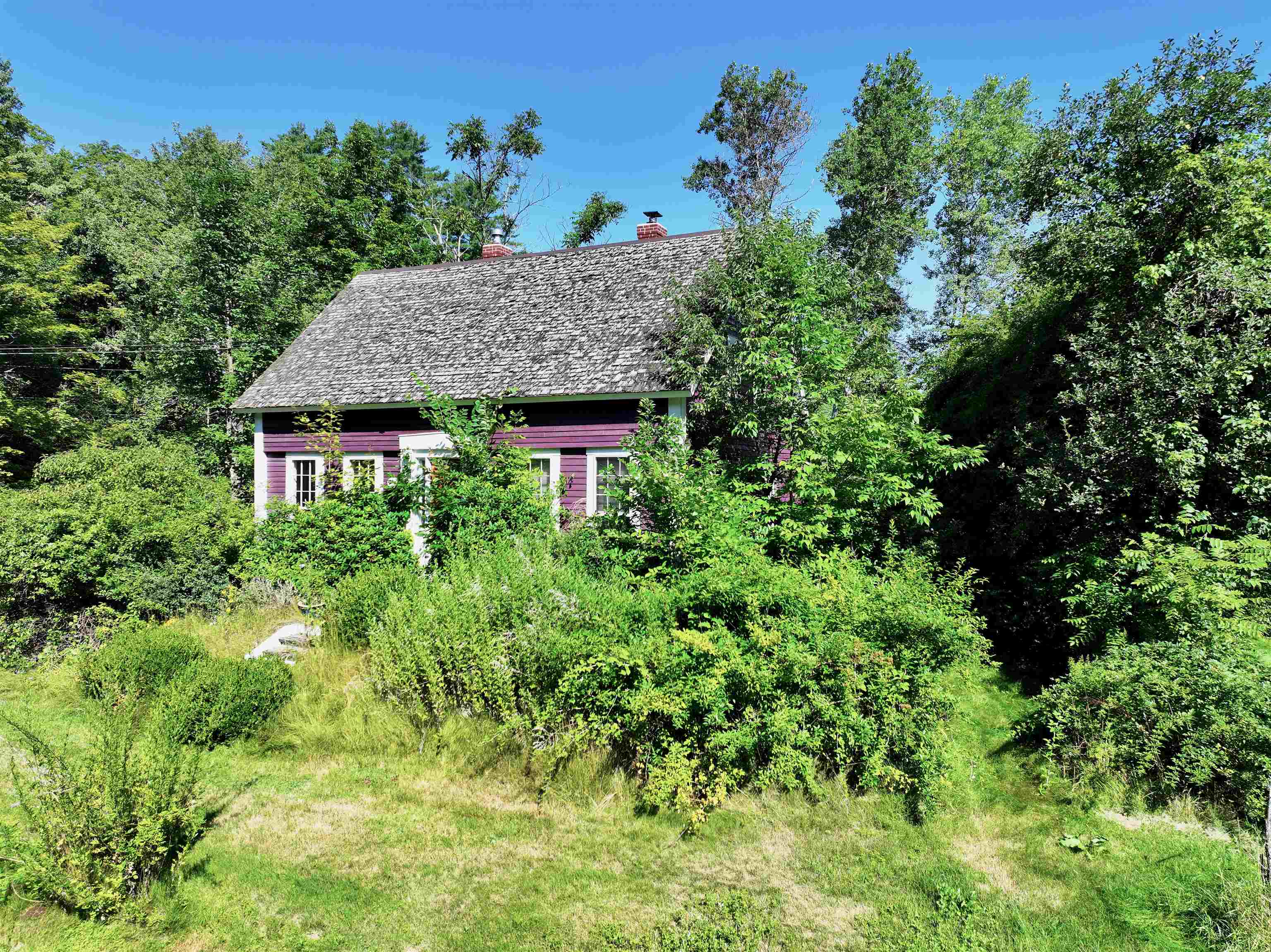 225 Concord Stage Rd, Weare, NH 03281