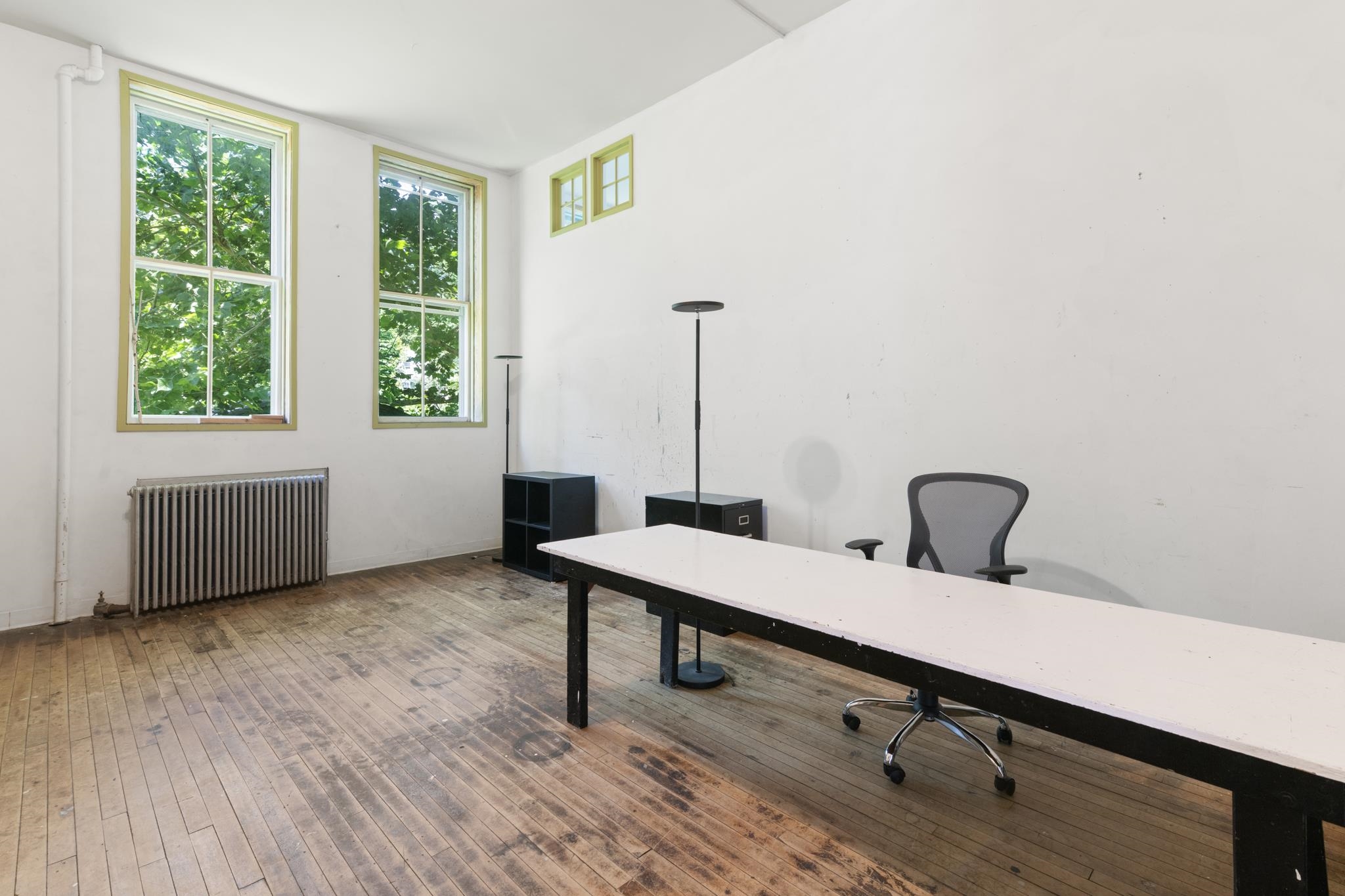 Office 25872570