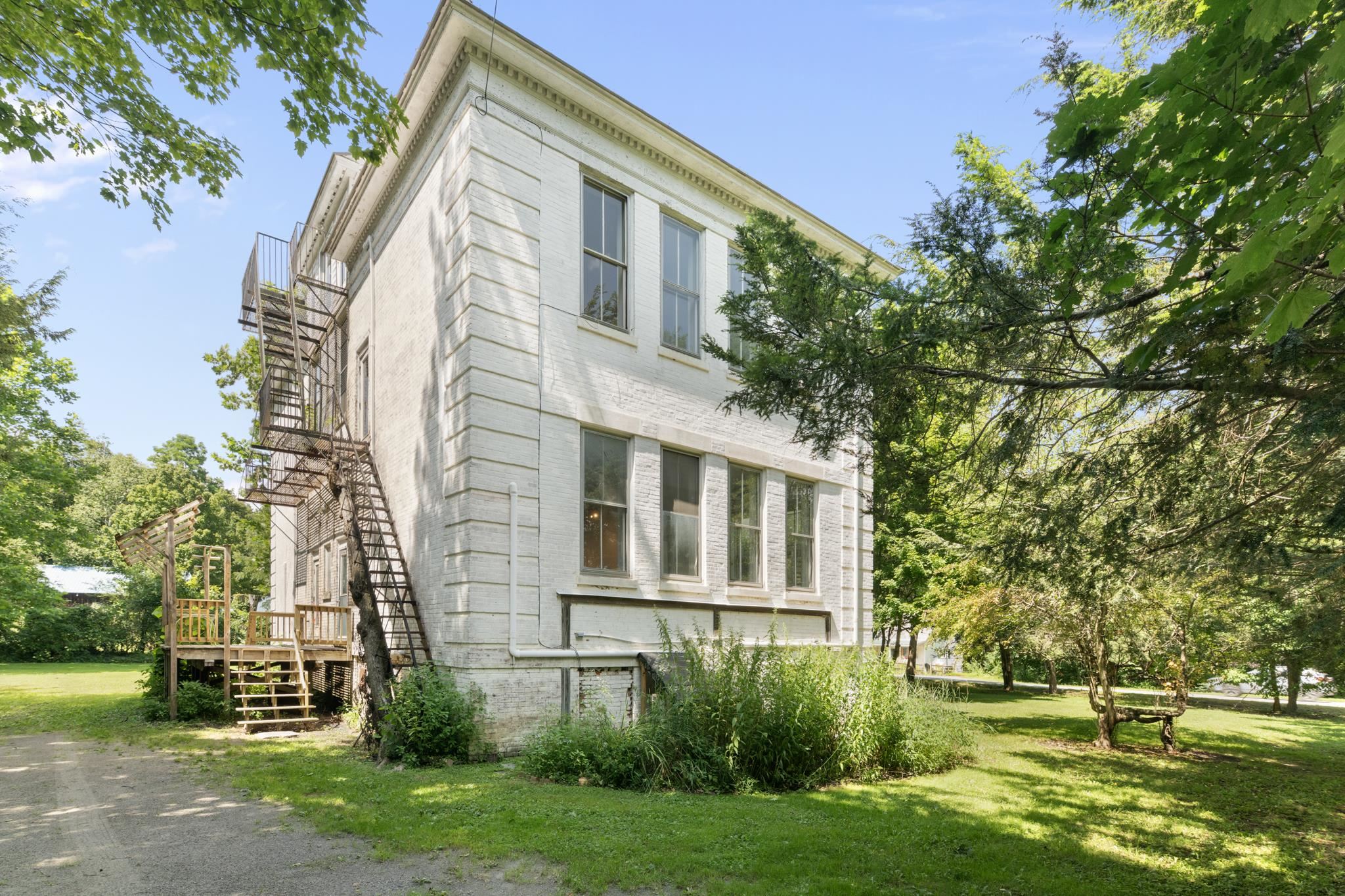 Outside Side 25872591
