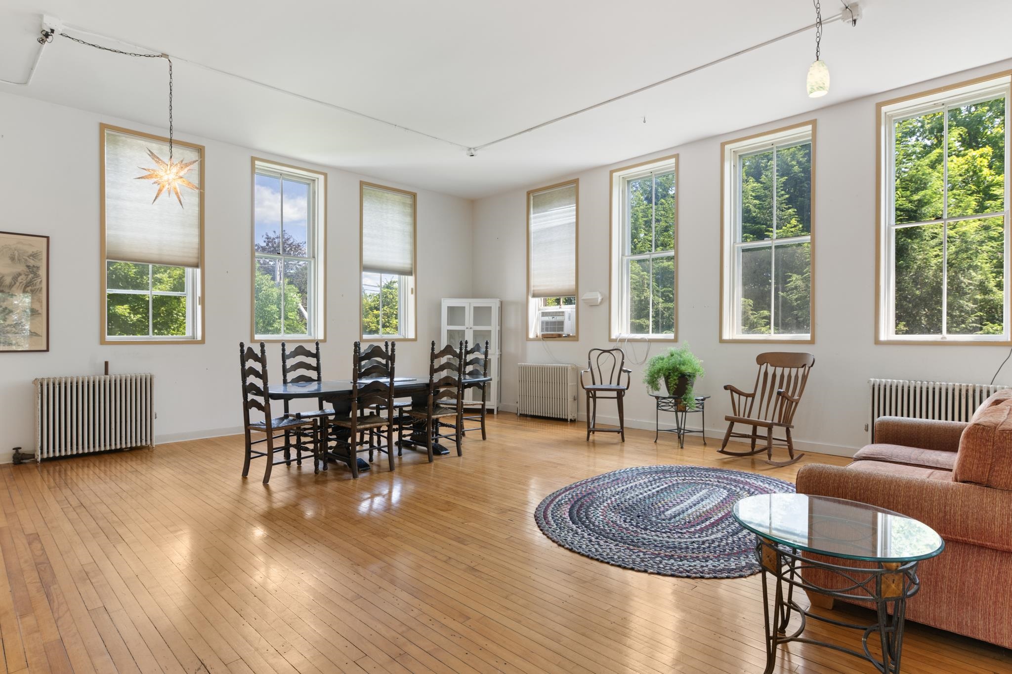 Dining room 25872555