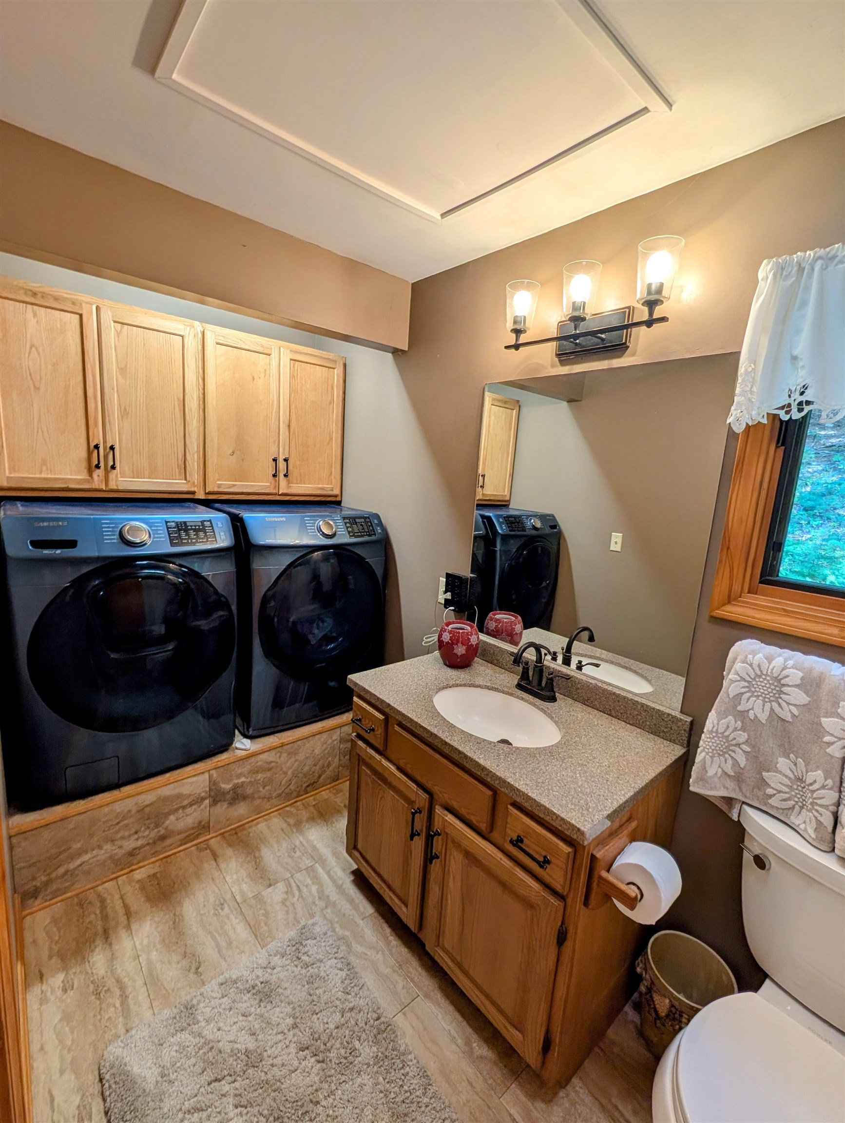63 Kinsman Rd, Haverhill, NH 03785