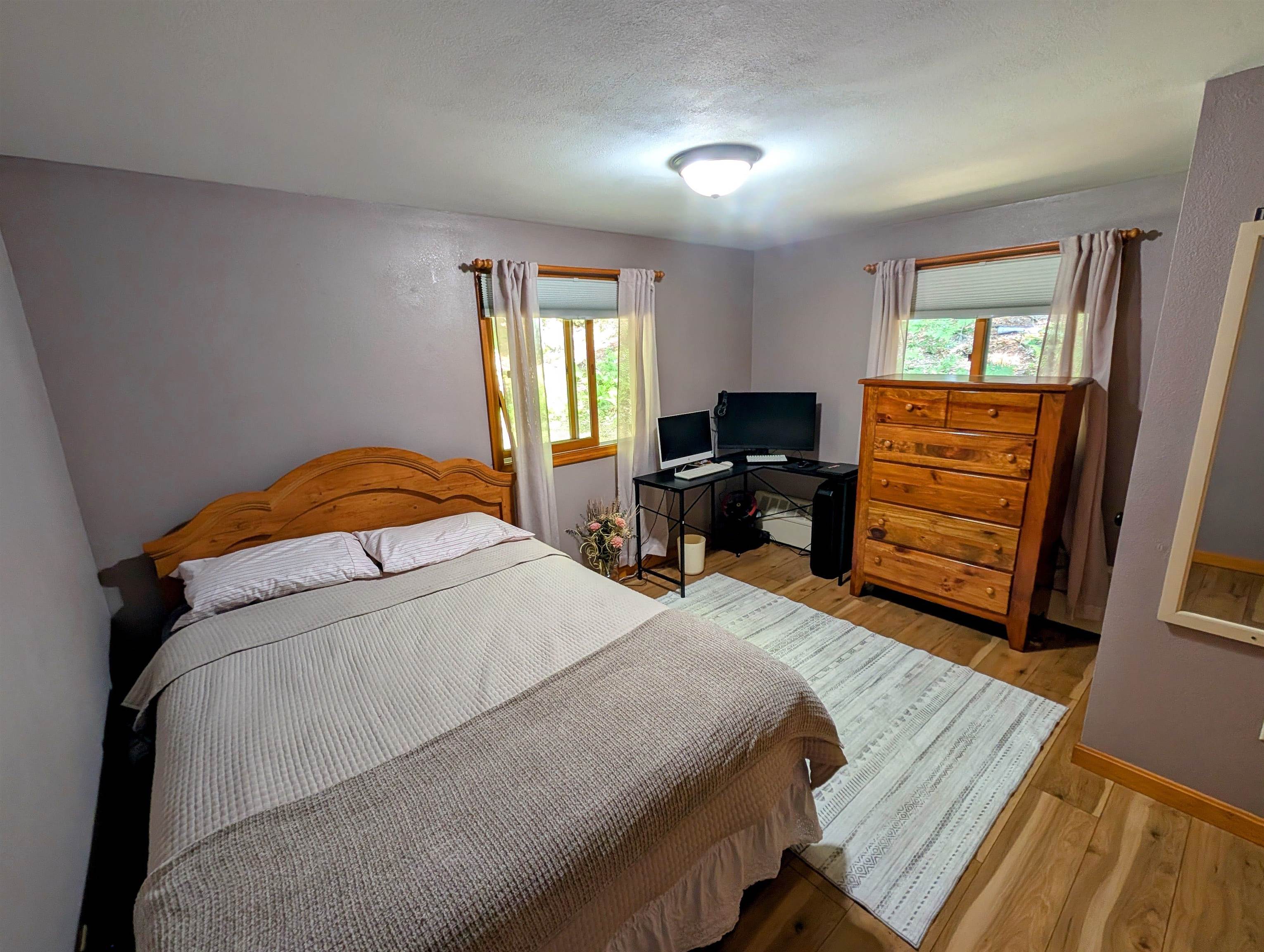 63 Kinsman Rd, Haverhill, NH 03785