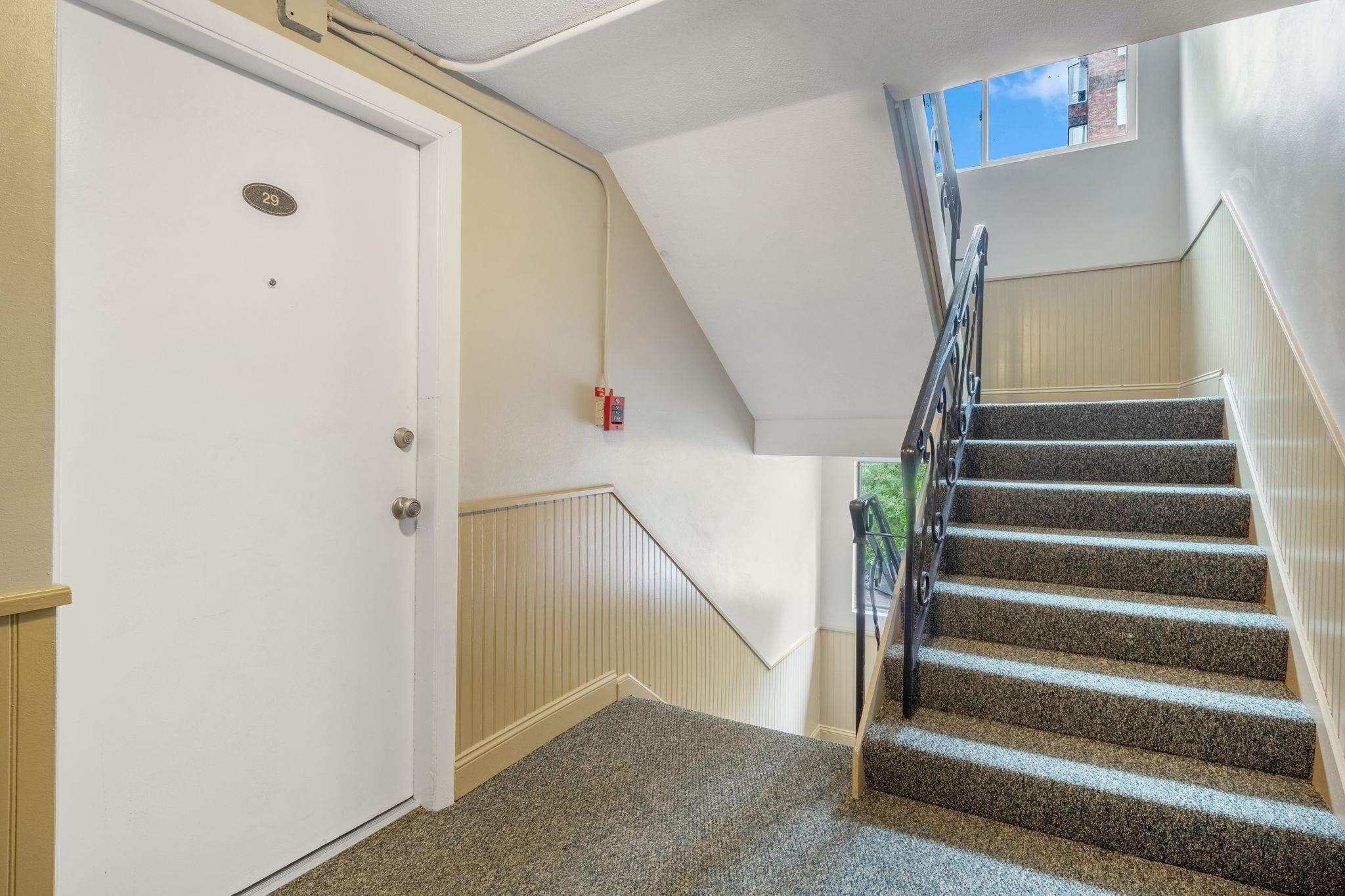31 Andrew St #29, Manchester, NH 03104