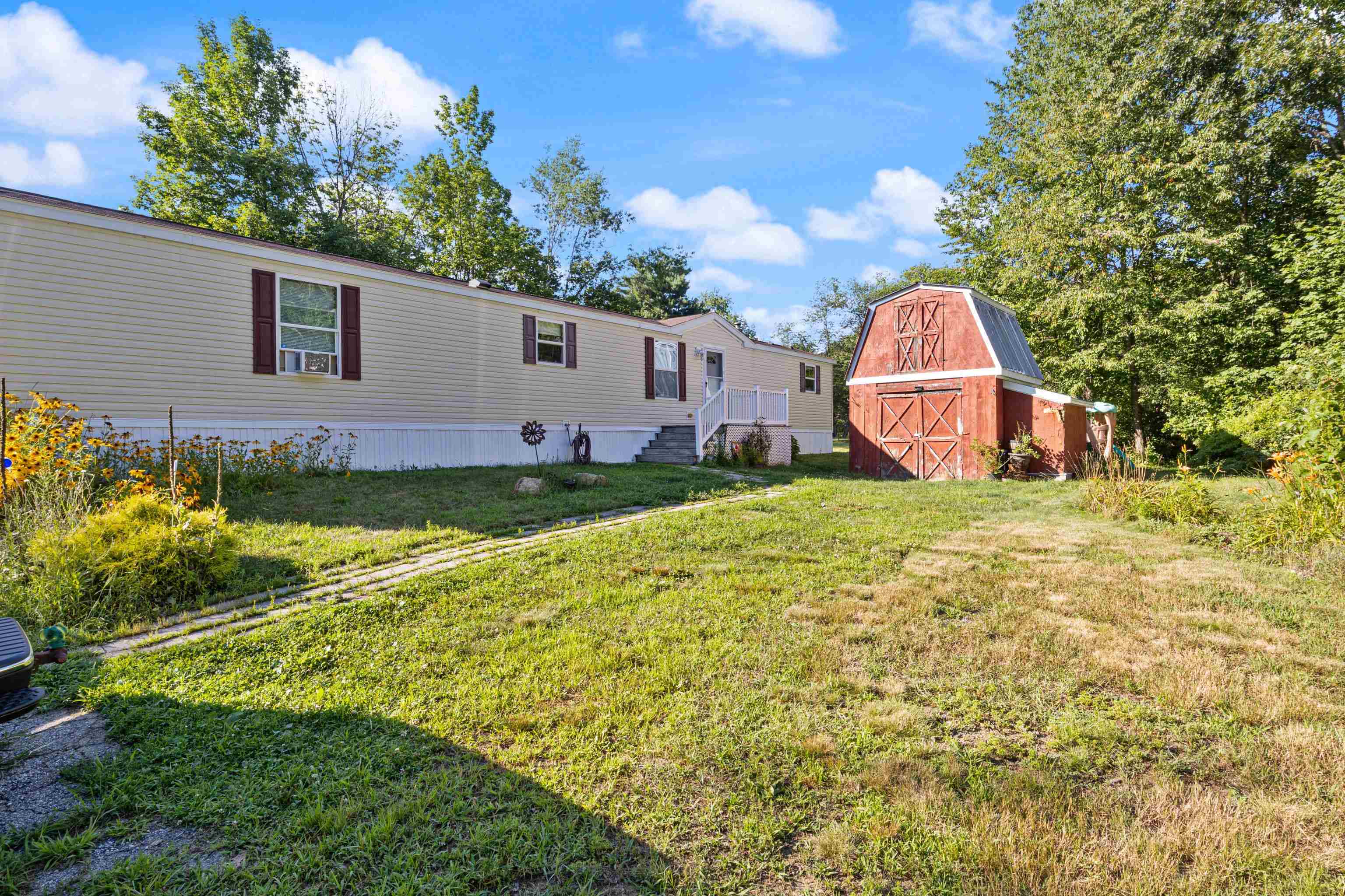 2nd image of 109 Pumpkin Hollow Rd, Barrington, NH 03825 | MLS# 5103640