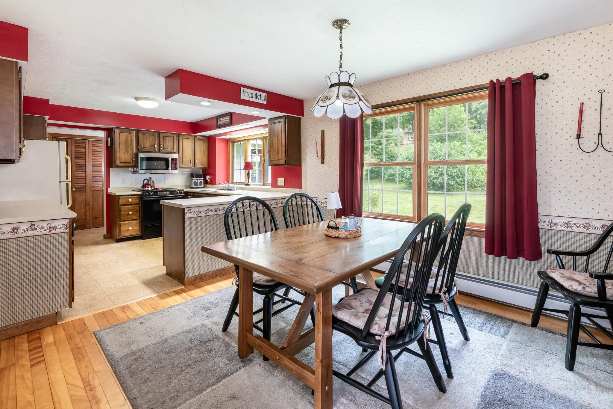 4 Fairway Heights Rd, Center Harbor, NH 03226